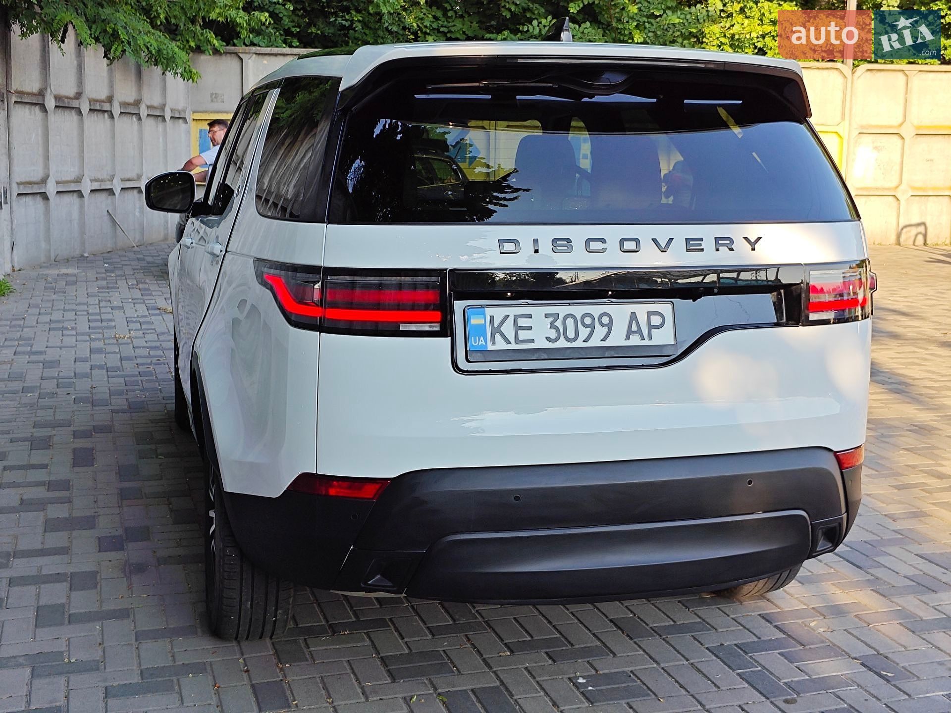 Land Rover Discovery 2018 VIN SALRG2RV7KA087446 фото оголошення 24 з 27