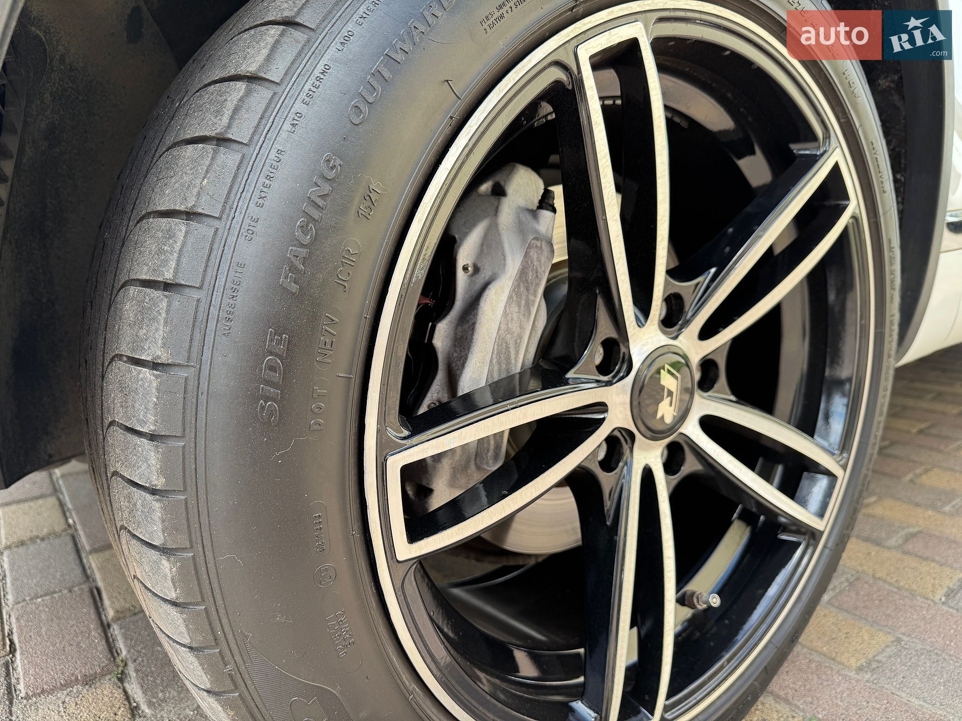Volkswagen Touareg 2014 VIN WVGDP9BP4ED014135 фото оголошення 16 з 36