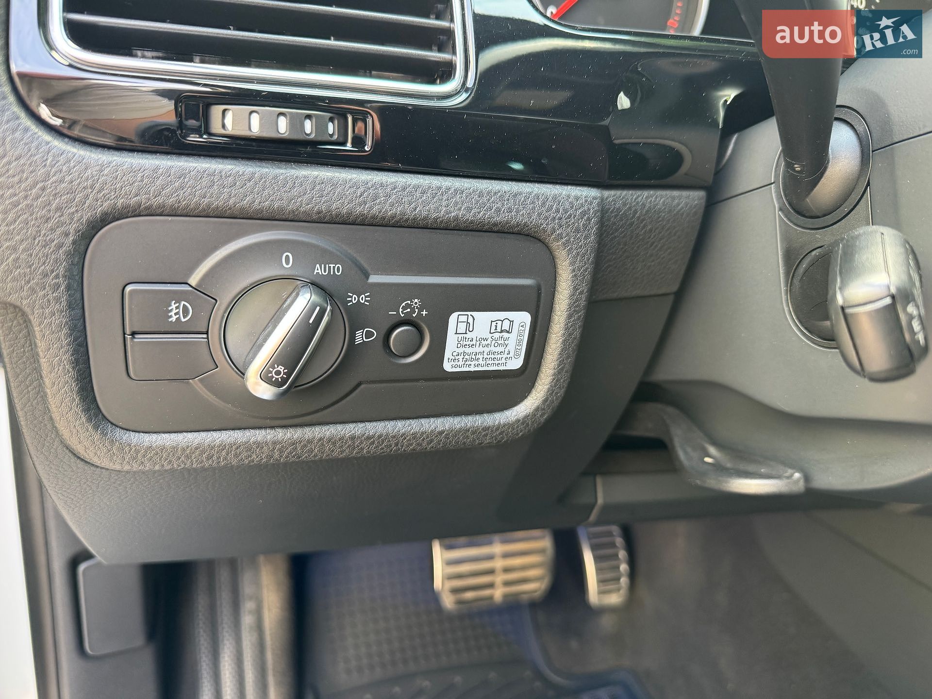 Volkswagen Touareg 2014 VIN WVGDP9BP4ED014135 фото оголошення 23 з 36