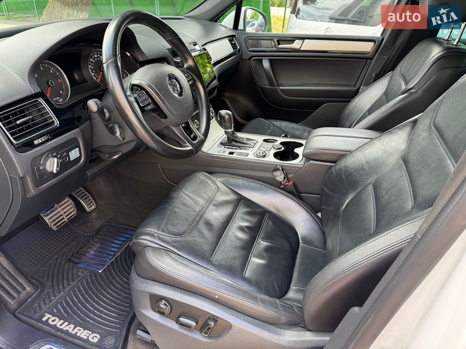 Volkswagen Touareg 2014 VIN WVGDP9BP4ED014135 фото оголошення 24 з 36