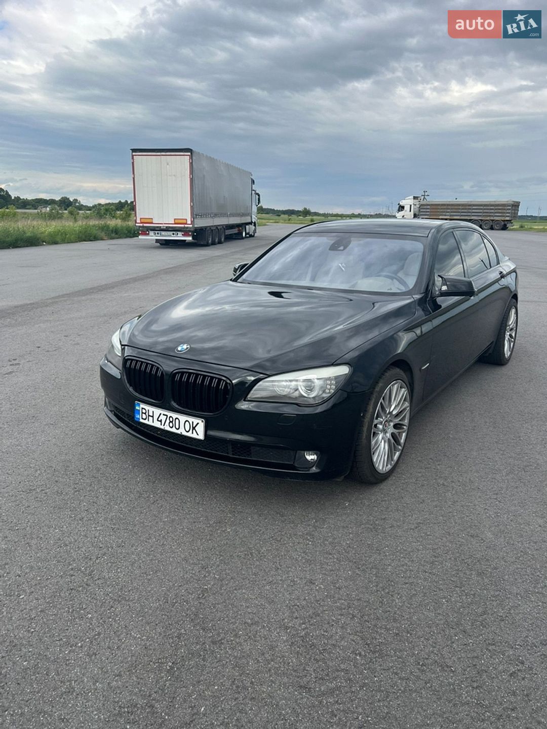 BMW 7 Series 2008 VIN WBAKB81080CY50261 фото оголошення 2 з 7
