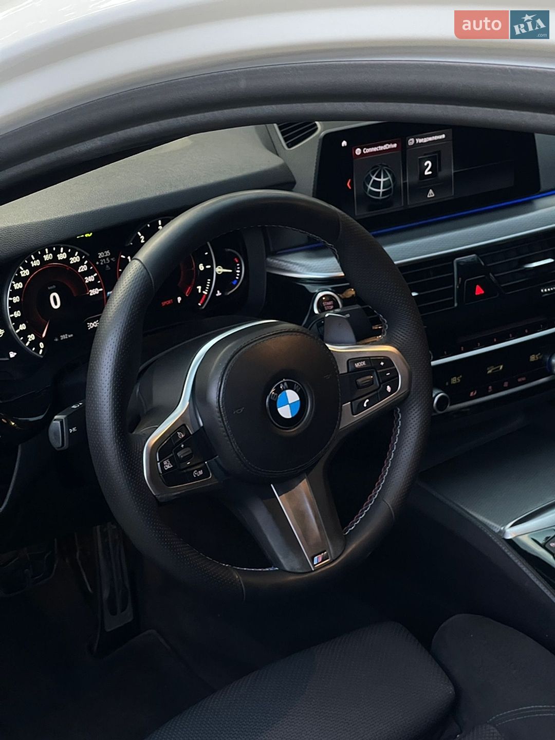 BMW 5 Series 2017 VIN WBAJA71040G456970 фото оголошення 3 з 43
