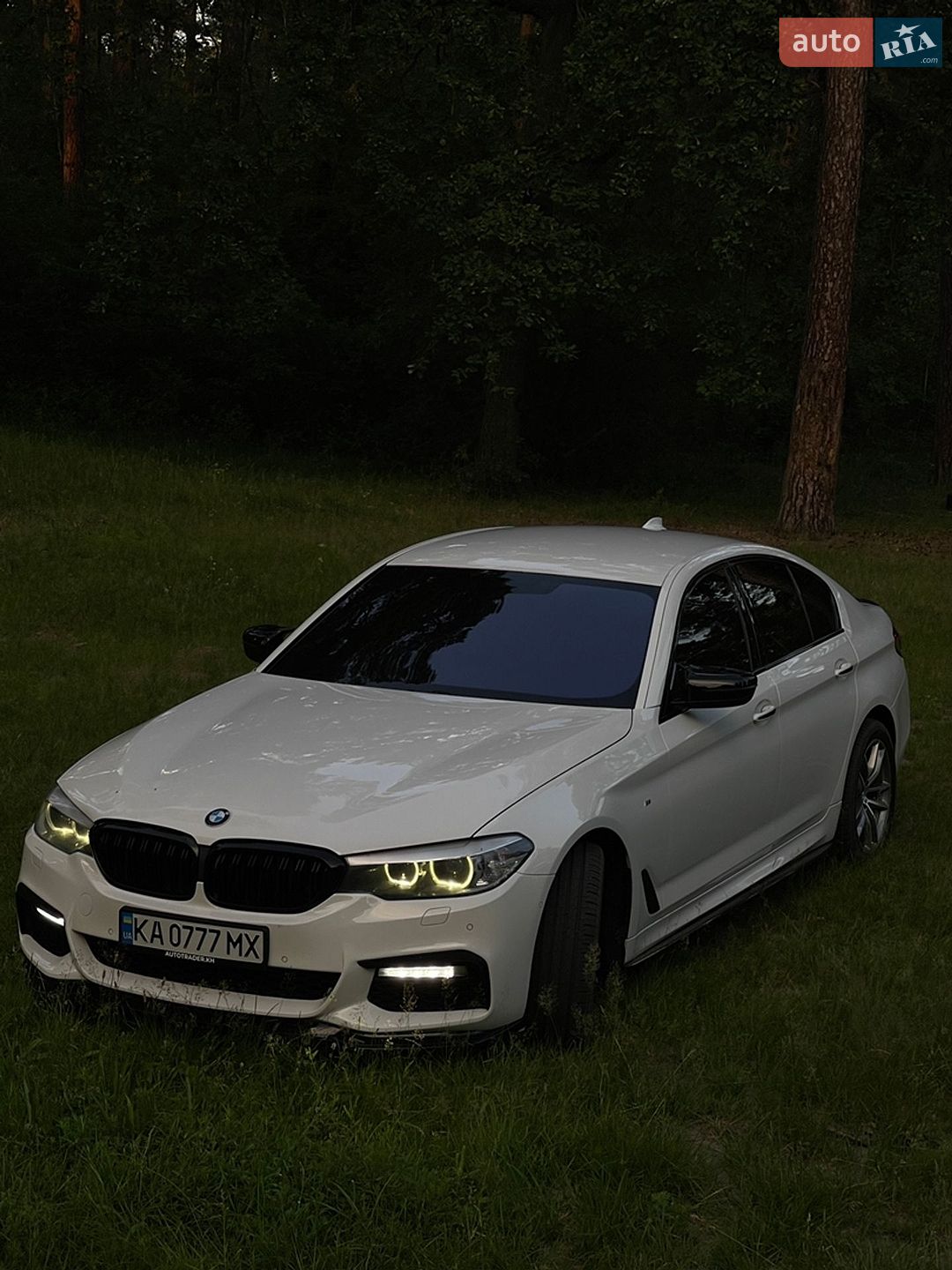 BMW 5 Series 2017 VIN WBAJA71040G456970 фото оголошення 25 з 43