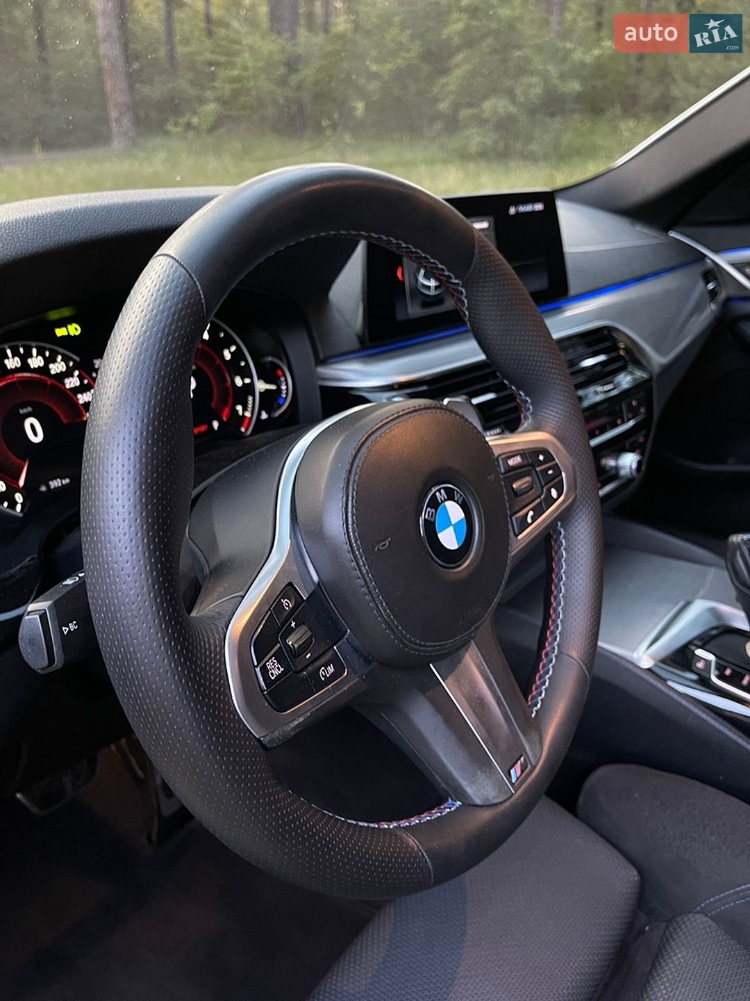 BMW 5 Series 2017 VIN WBAJA71040G456970 фото оголошення 30 з 43
