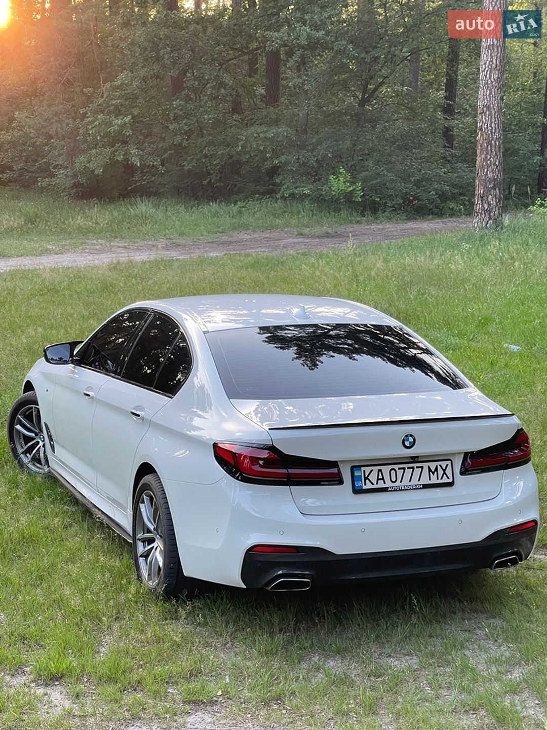 BMW 5 Series 2017 VIN WBAJA71040G456970 фото оголошення 33 з 43