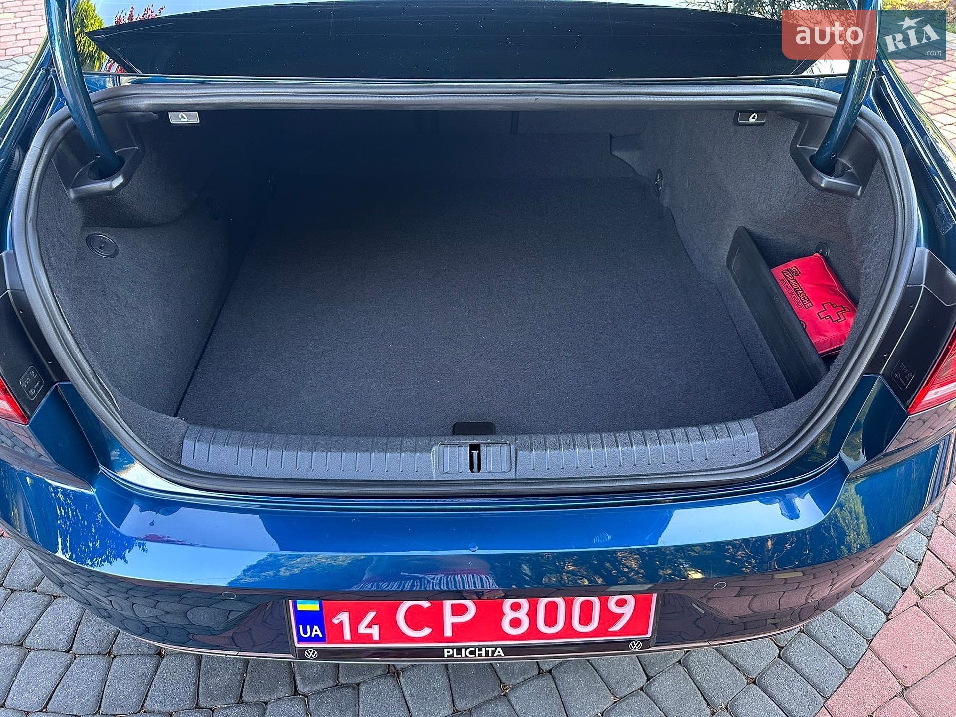 Volkswagen Passat 2020 VIN WVWZZZ3CZLE063052 фото оголошення 43 з 111