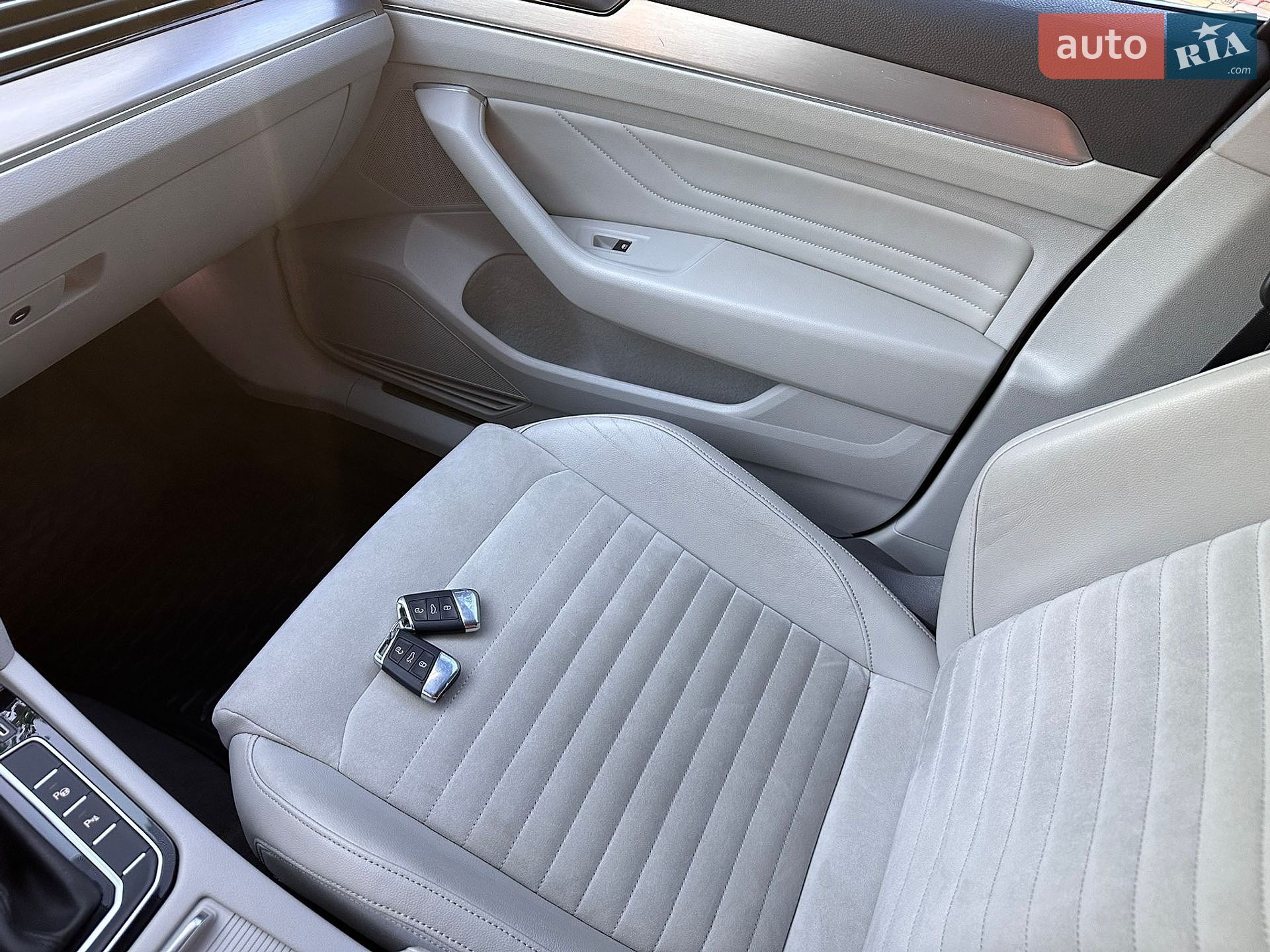 Volkswagen Passat 2020 VIN WVWZZZ3CZLE063052 фото оголошення 98 з 111