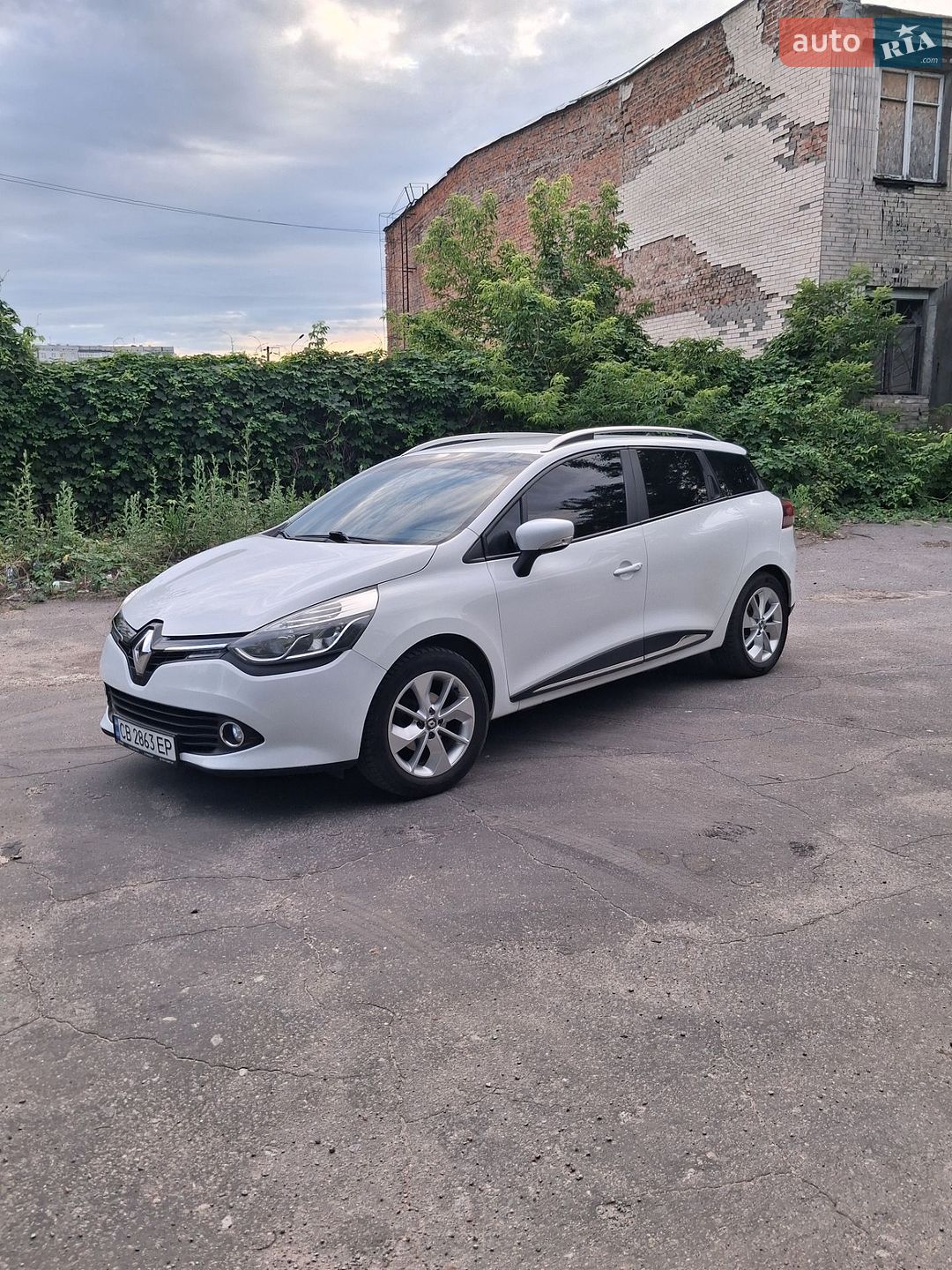 Renault Clio 2016 VIN VF17R0J0A54770117 фото оголошення 3 з 15