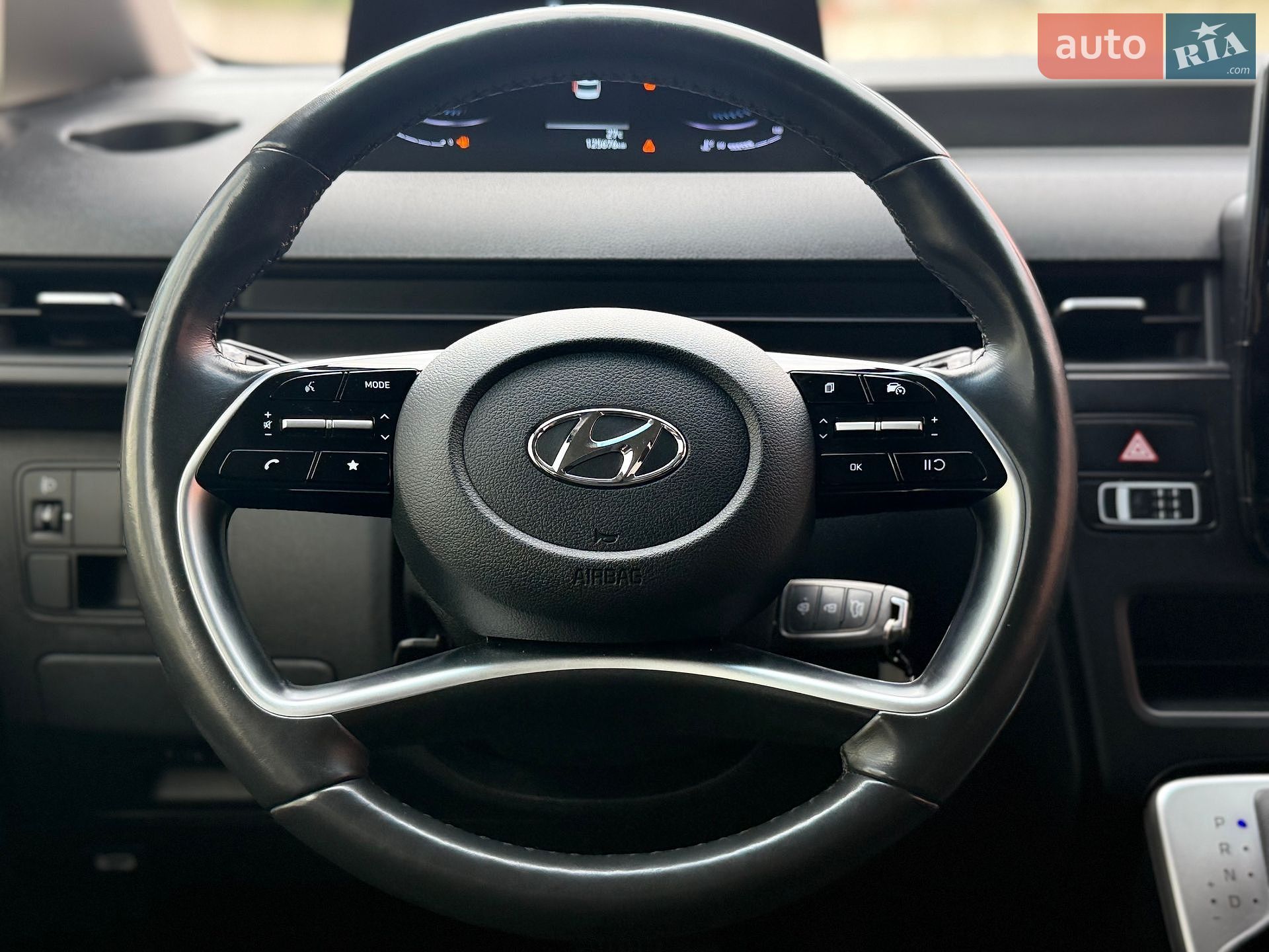 Hyundai Staria 2023 VIN KMHYC811BPU100658 фото оголошення 32 з 58