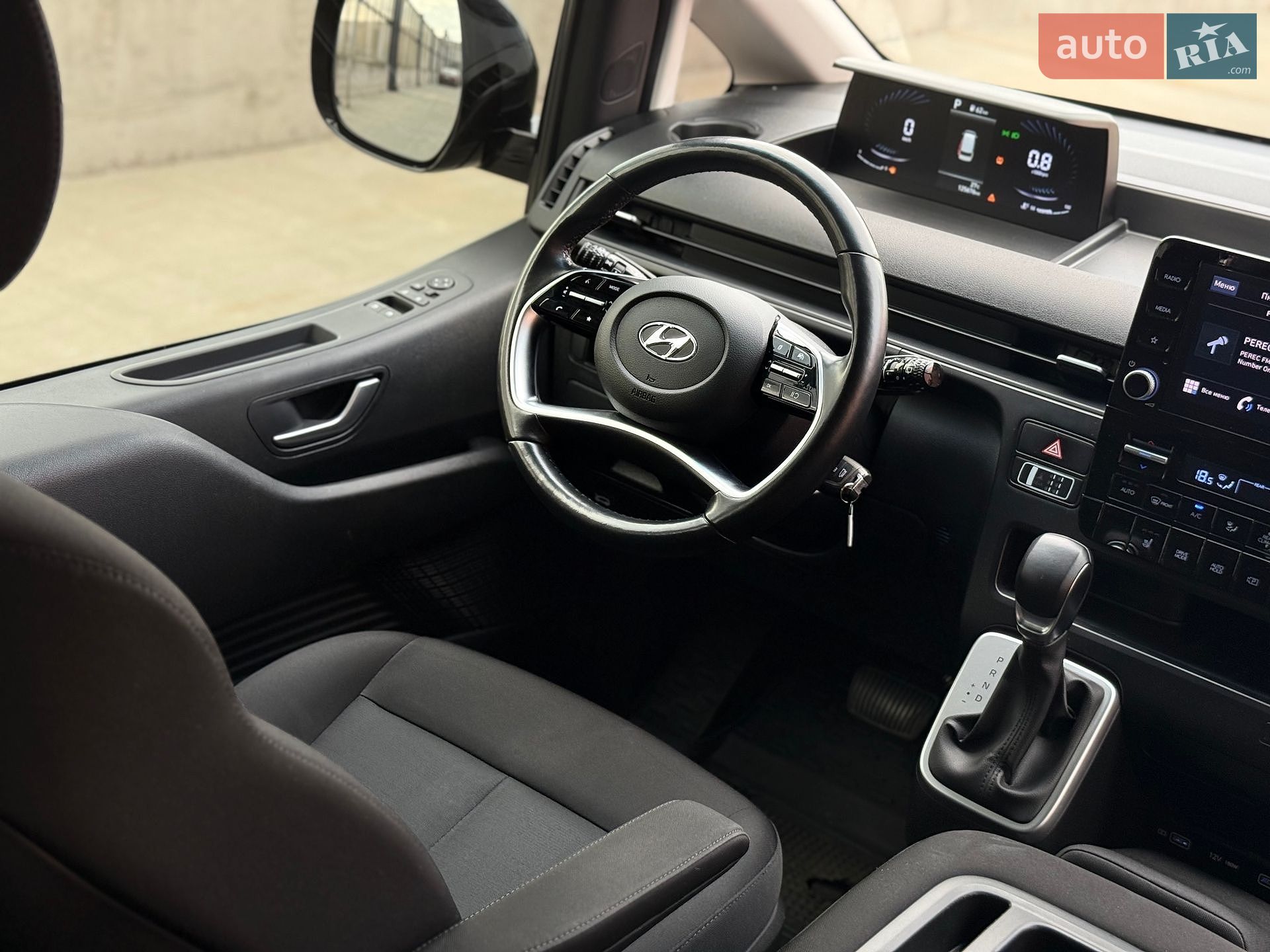 Hyundai Staria 2023 VIN KMHYC811BPU100658 фото оголошення 34 з 58