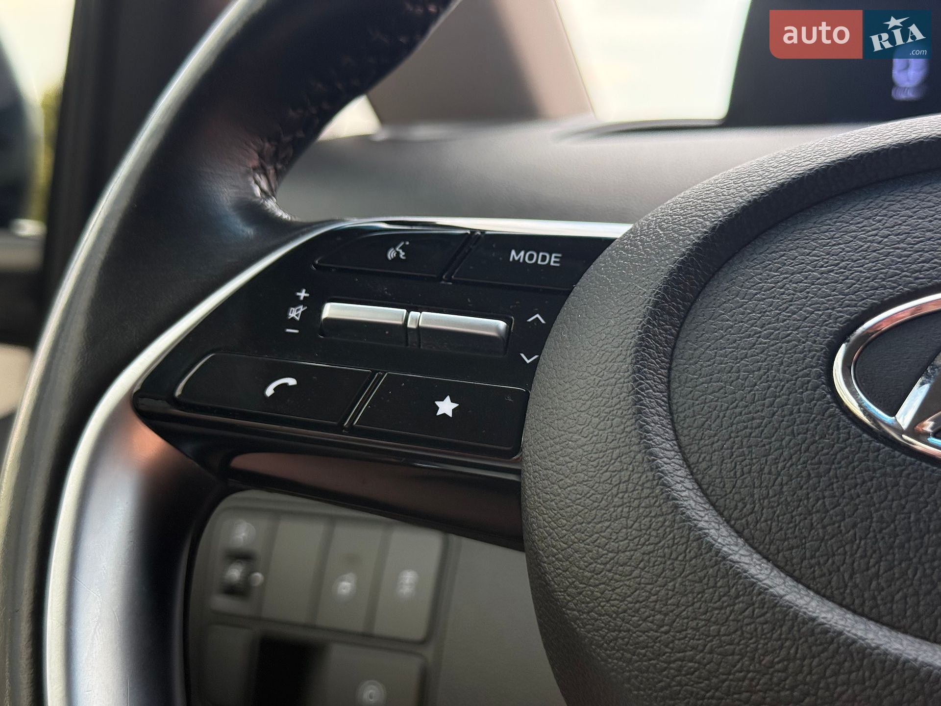 Hyundai Staria 2023 VIN KMHYC811BPU100658 фото оголошення 38 з 58