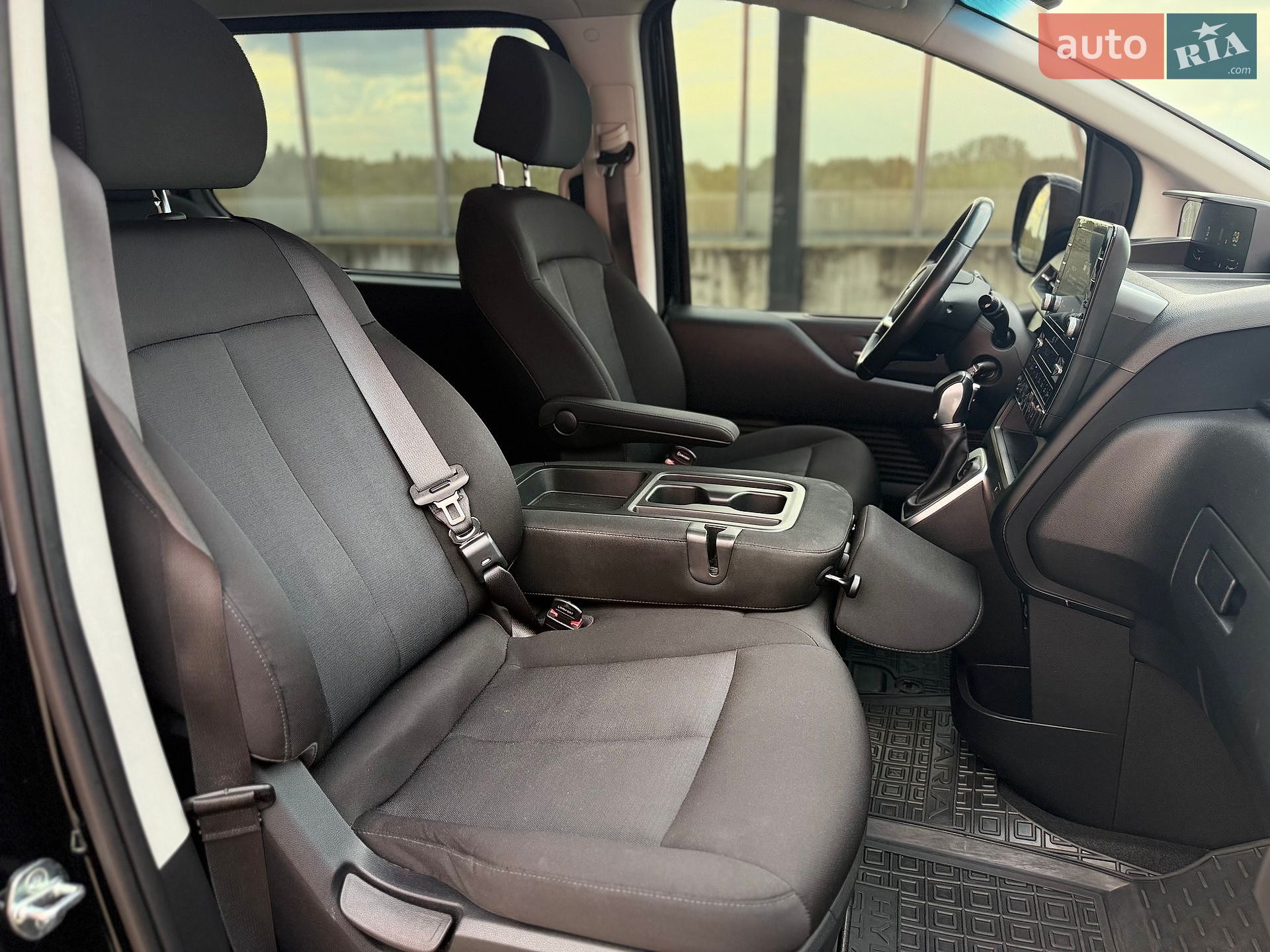 Hyundai Staria 2023 VIN KMHYC811BPU100658 фото оголошення 44 з 58