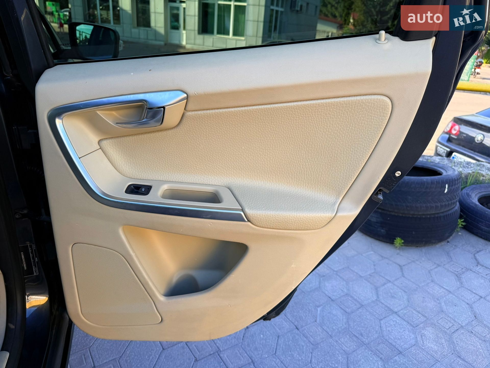 Volvo XC60 2009 VIN YV4992DZ2A2086416 фото оголошення 42 з 60