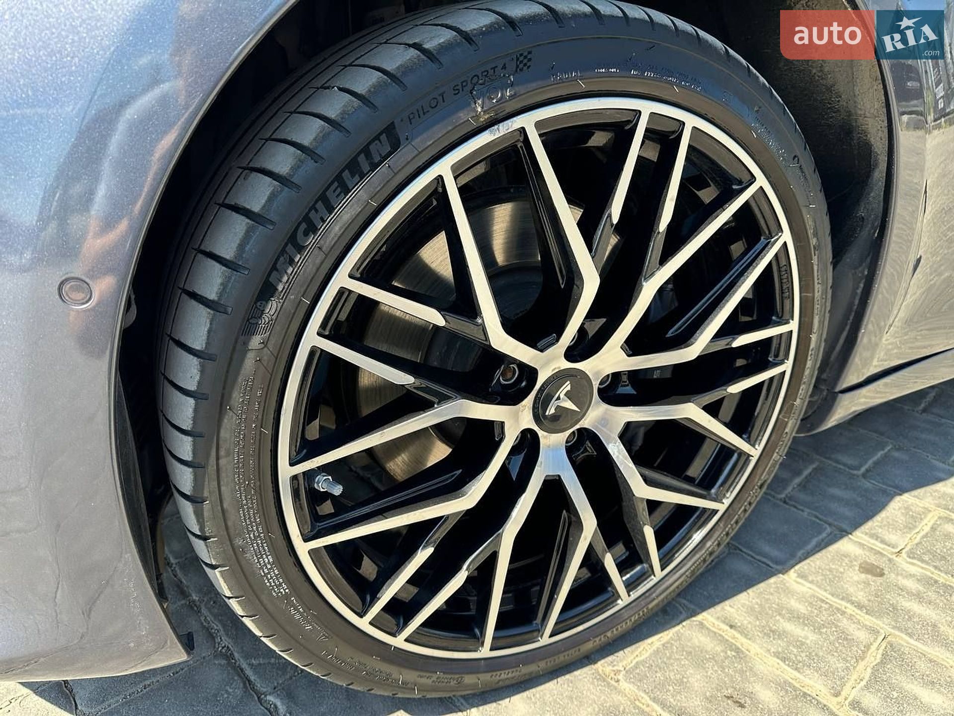 Tesla Model S 2020 VIN 5YJSA1E20MF425327 фото оголошення 13 з 43