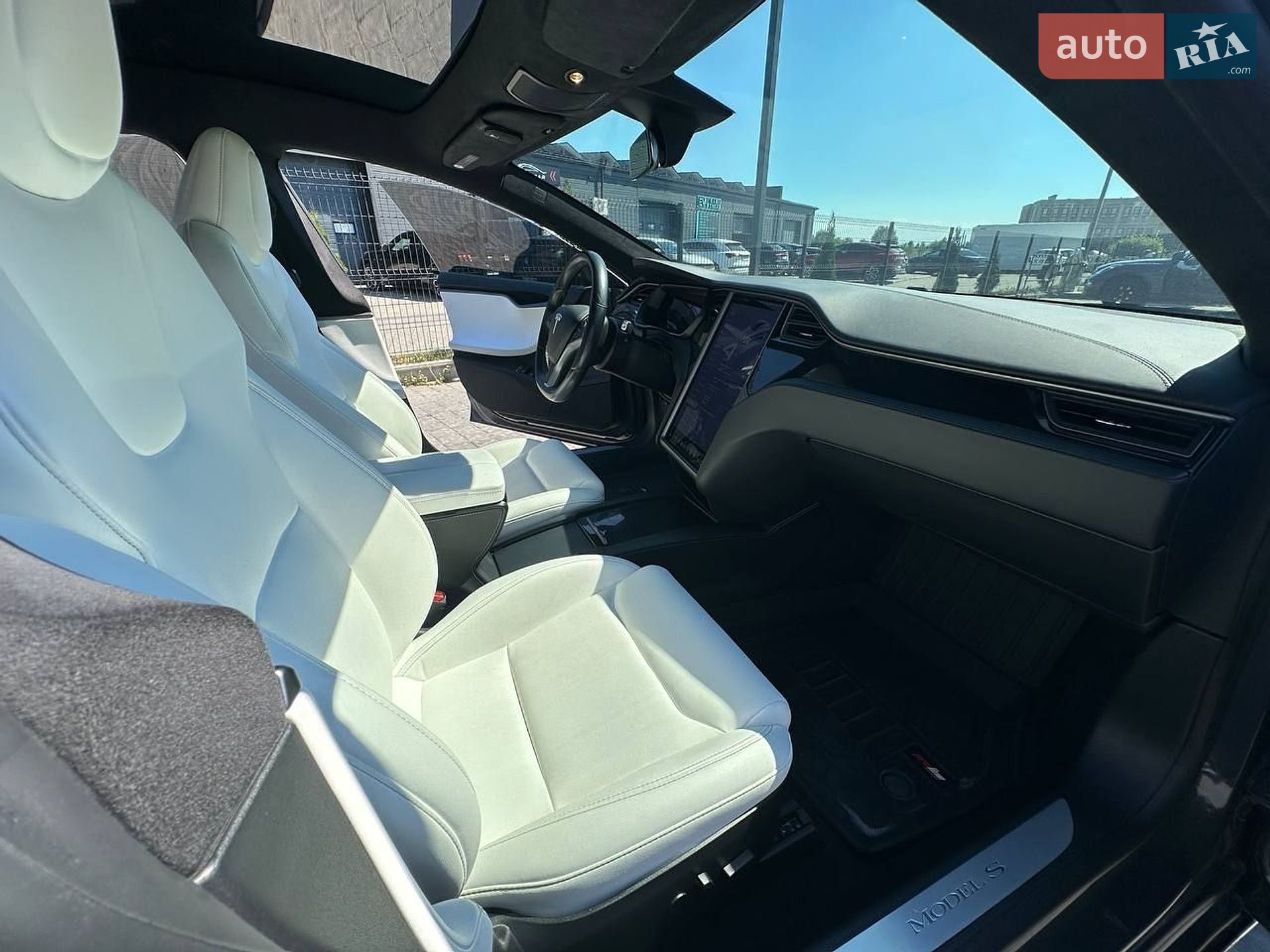 Tesla Model S 2020 VIN 5YJSA1E20MF425327 фото оголошення 23 з 43