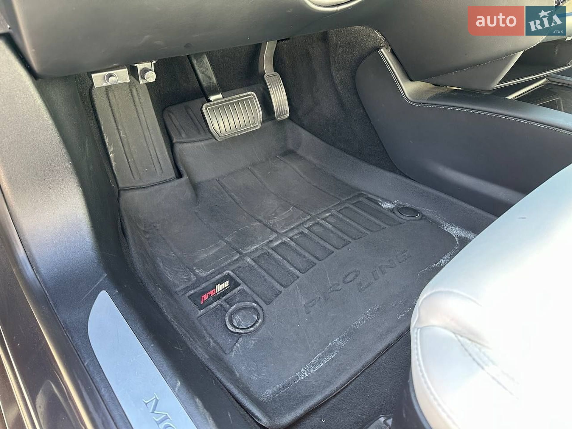Tesla Model S 2020 VIN 5YJSA1E20MF425327 фото оголошення 28 з 43