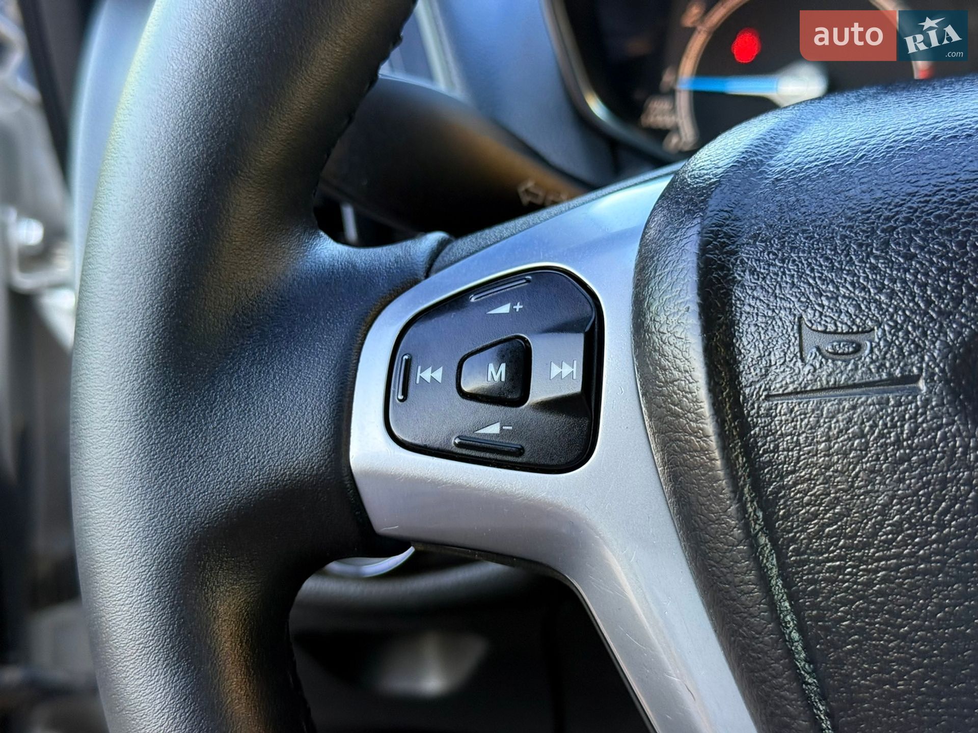 Ford B-Max 2013 VIN WF0KXXERJKDR70201 фото оголошення 39 з 50