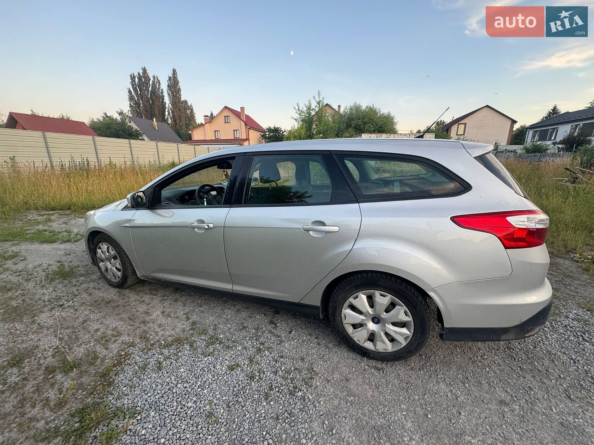 Ford Focus 2013 VIN WF0LXXGCBLDC58570 фото оголошення 9 з 10