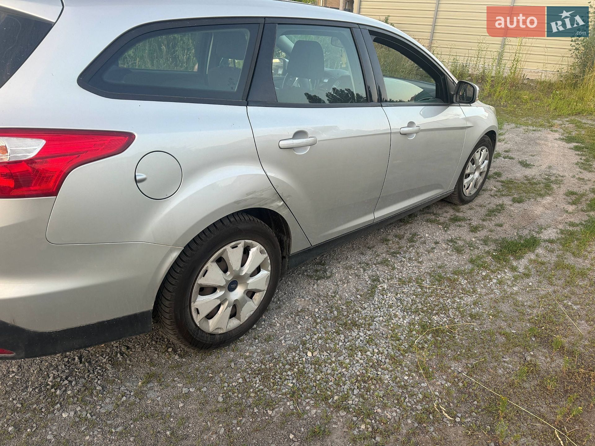 Ford Focus 2013 VIN WF0LXXGCBLDC58570 фото оголошення 2 з 10