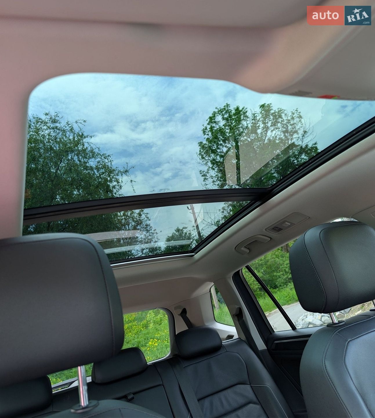 Volkswagen Tiguan Allspace 2017 VIN WVGZZZ5NZJM072823 фото оголошення 5 з 80