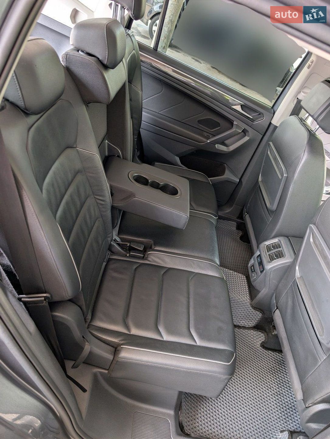 Volkswagen Tiguan Allspace 2017 VIN WVGZZZ5NZJM072823 фото оголошення 19 з 80
