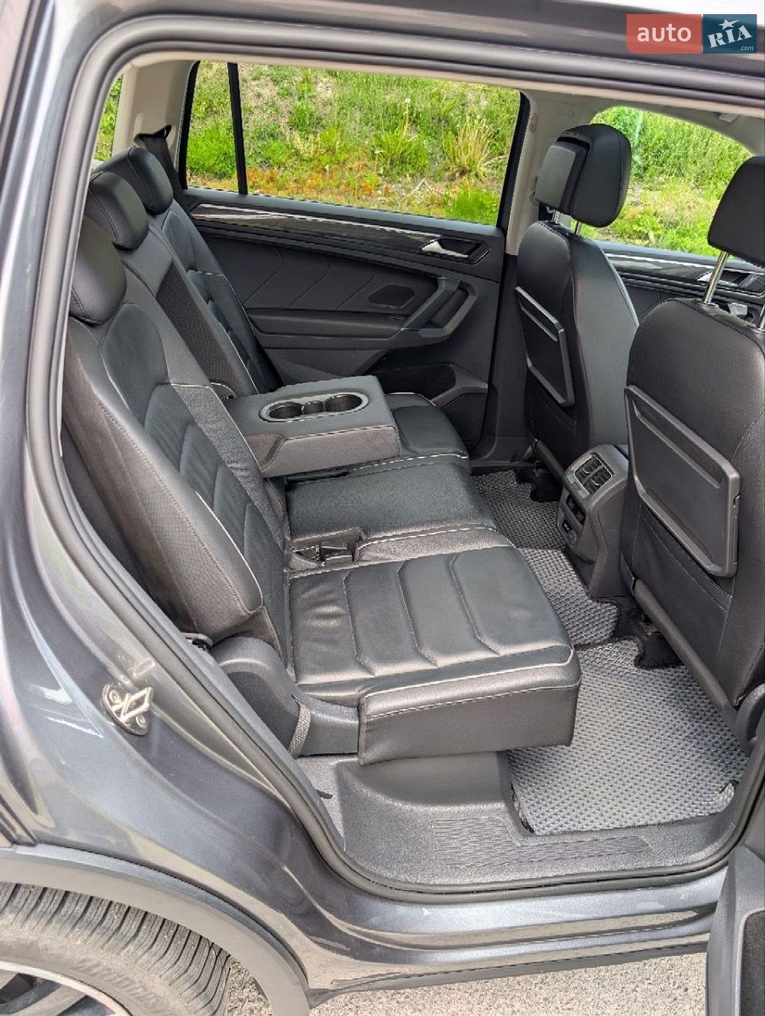 Volkswagen Tiguan Allspace 2017 VIN WVGZZZ5NZJM072823 фото оголошення 40 з 80