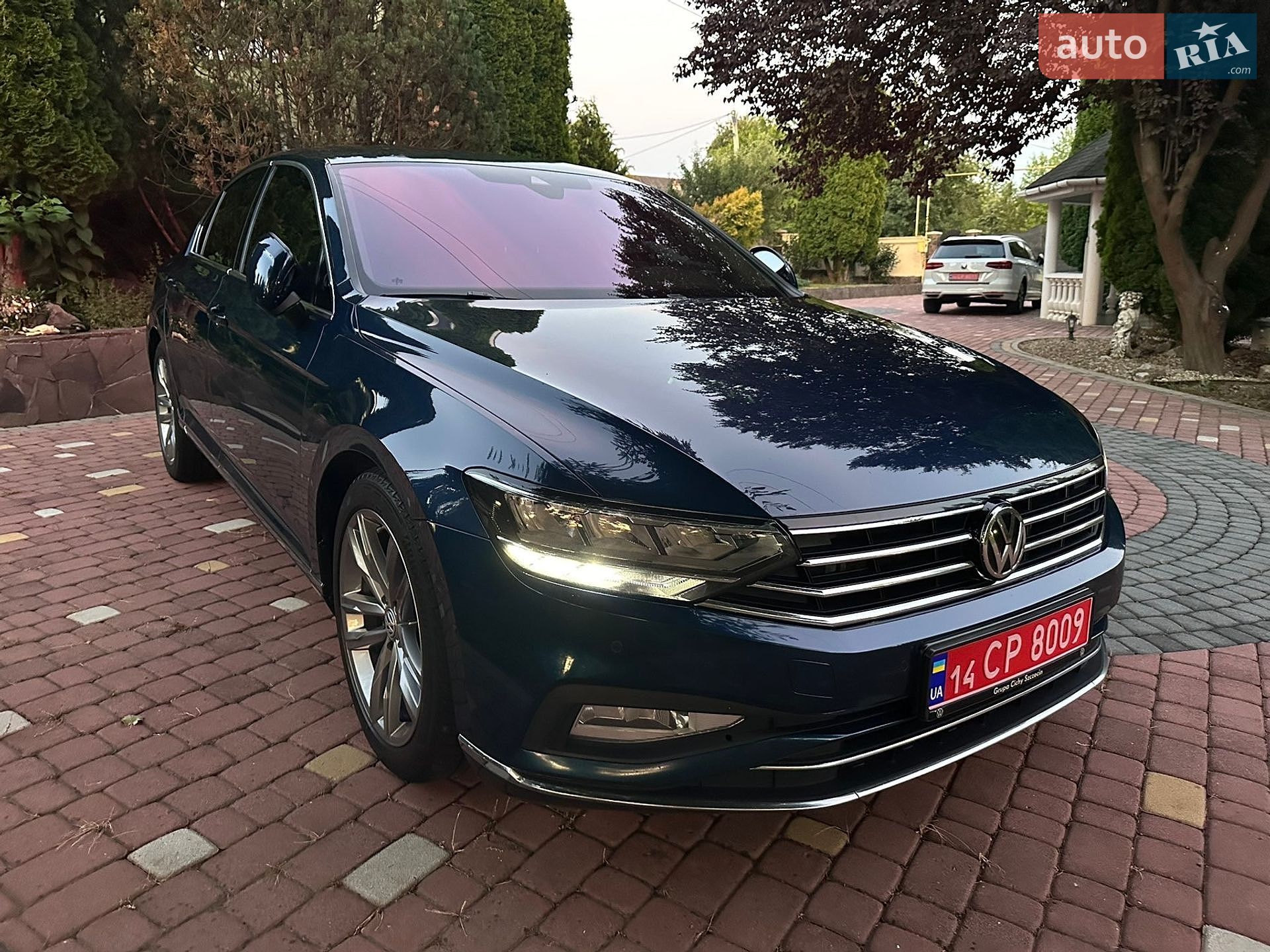 Volkswagen Passat 2020 VIN WVWZZZ3CZLE063052 фото оголошення 10 з 111
