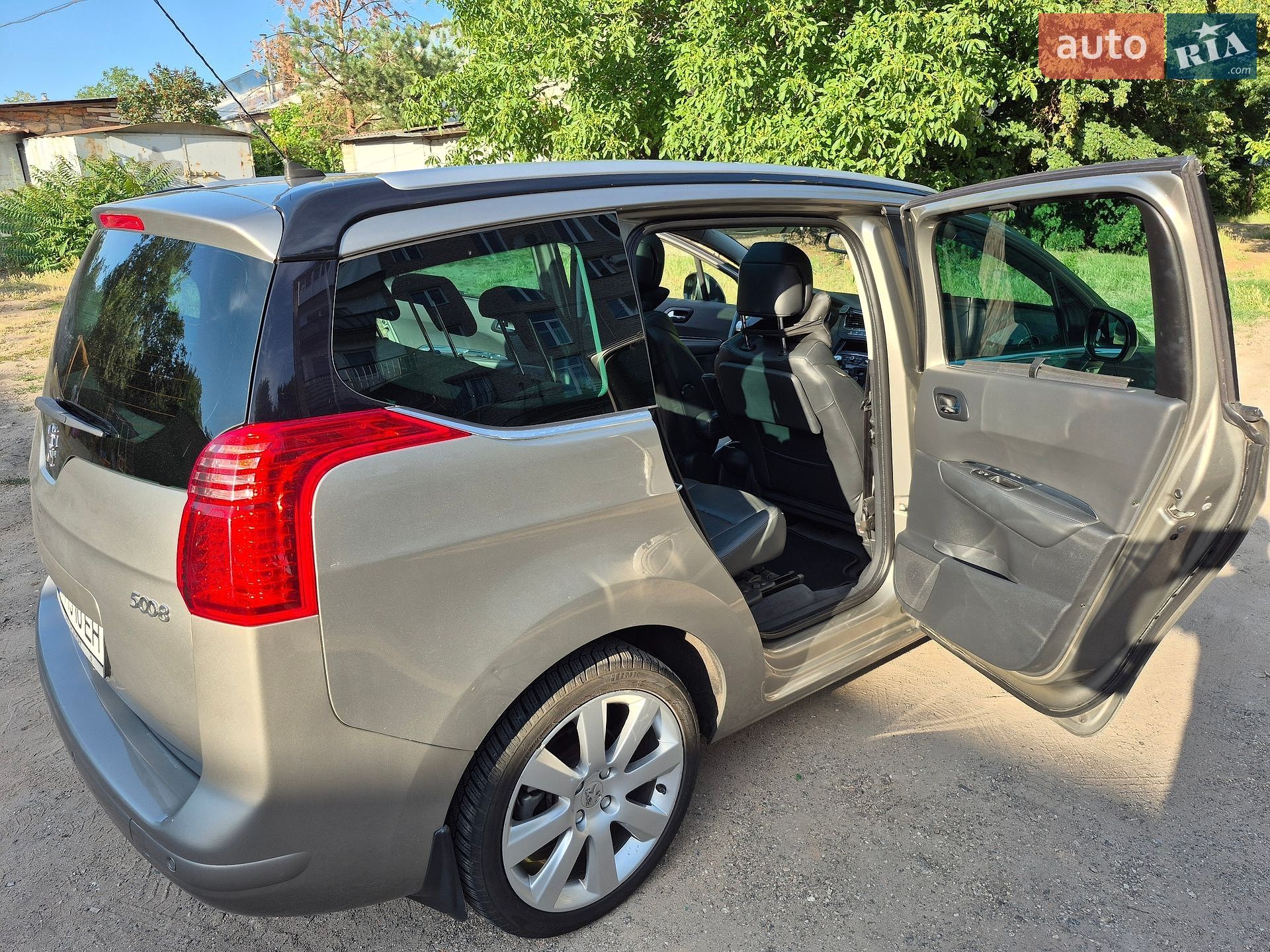 Peugeot 5008 2010 VIN VF30A5FVAAS169085 фото оголошення 3 з 30