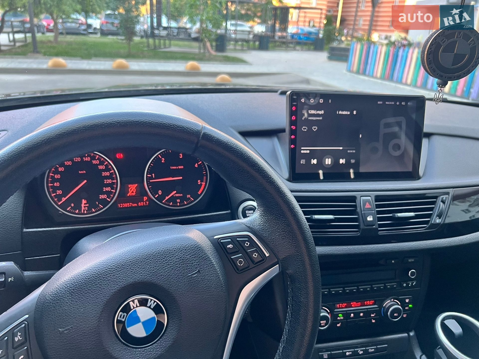 BMW X1 2013 VIN WBAVP71000VW26849 фото оголошення 28 з 35
