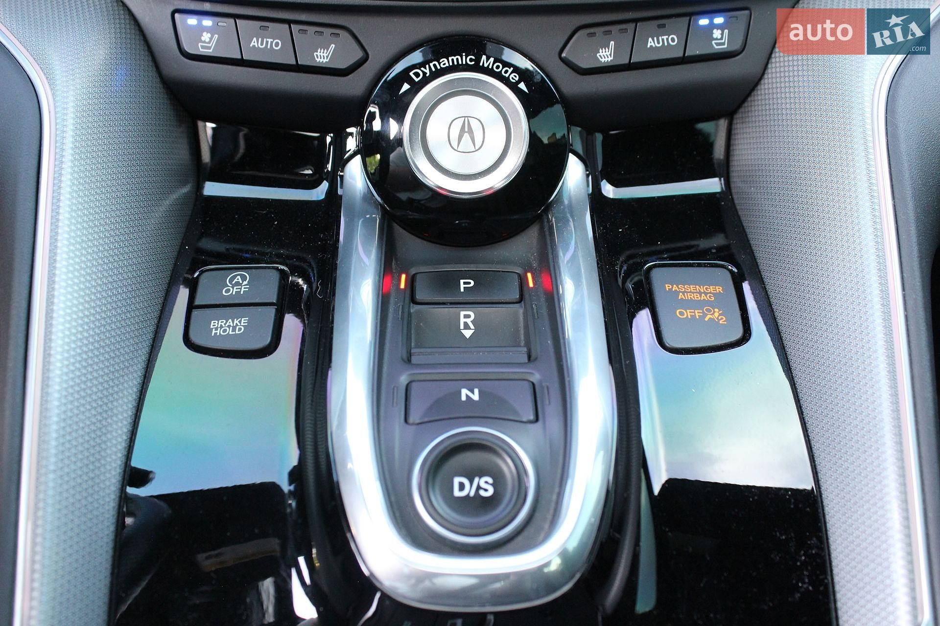 Acura TLX 2021 VIN 19UUB7F05MA000735 фото оголошення 56 з 69