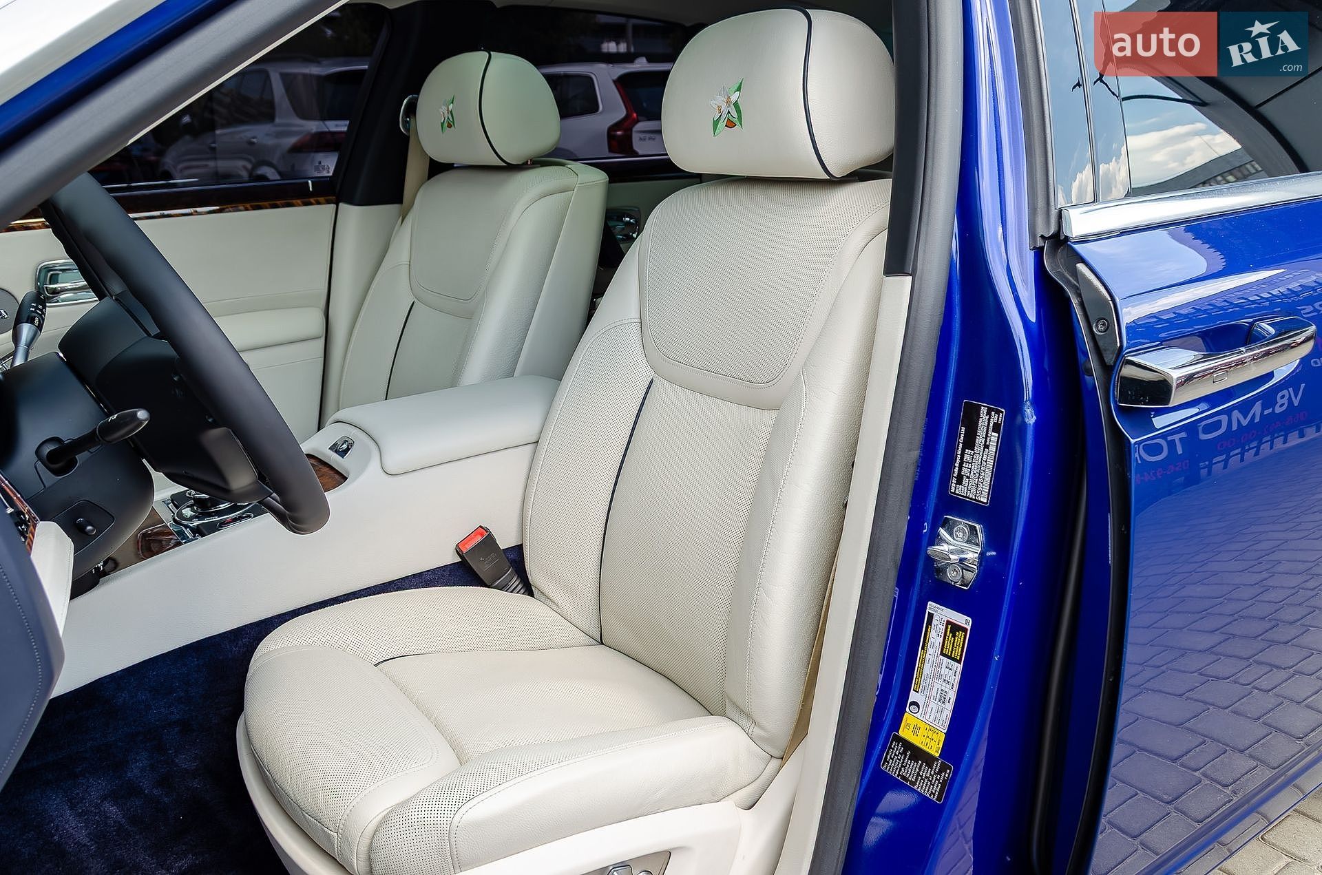 Rolls-Royce Ghost 2015 VIN SCA664S55FUX53413 фото оголошення 33 з 41