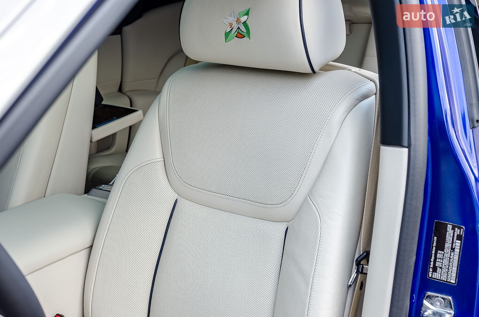 Rolls-Royce Ghost 2015 VIN SCA664S55FUX53413 фото оголошення 34 з 41