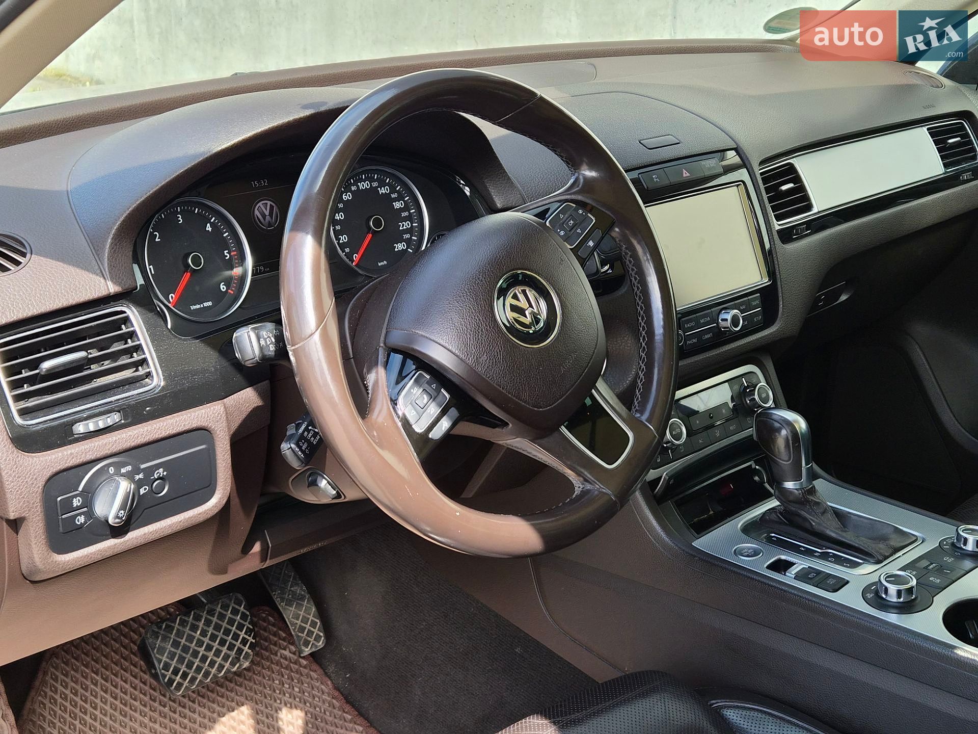 Volkswagen Touareg 2011 VIN WVGZZZ7PZCD020983 фото оголошення 8 з 13
