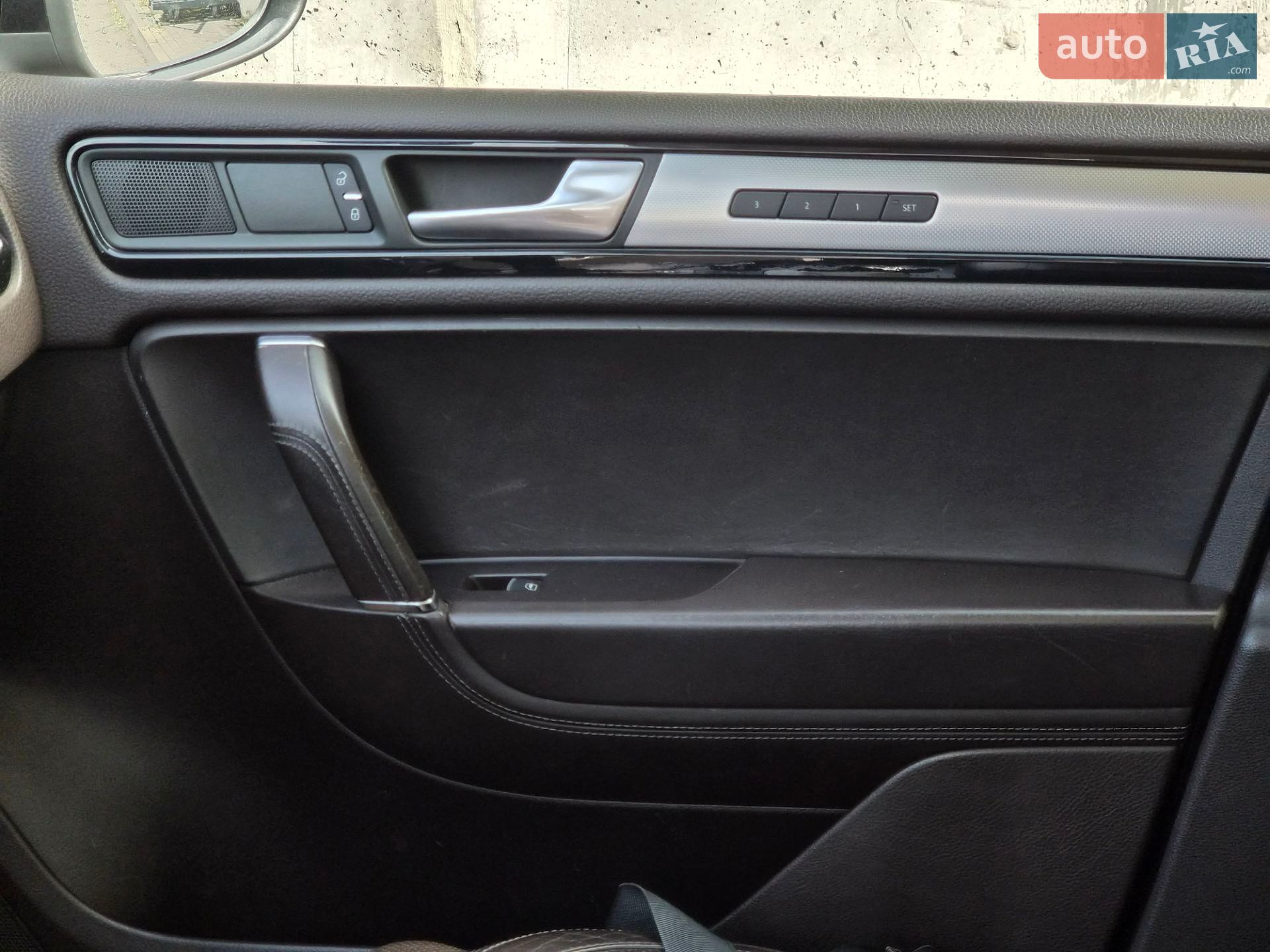 Volkswagen Touareg 2011 VIN WVGZZZ7PZCD020983 фото оголошення 10 з 13