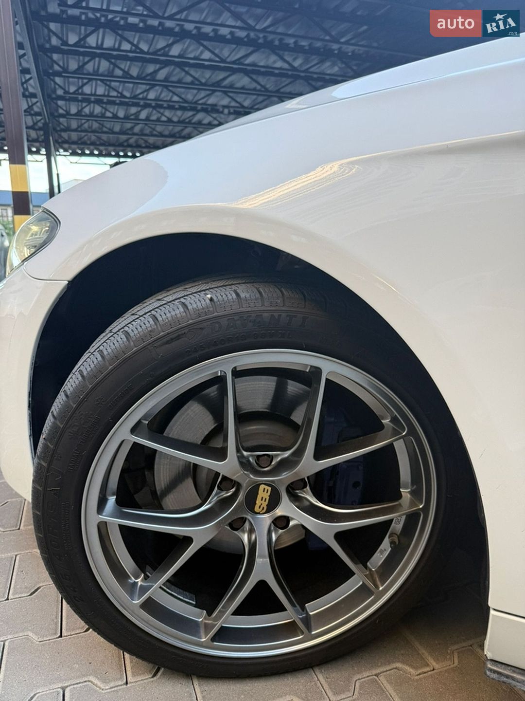BMW 5 Series 2015 VIN WBA5B1C56GG129002 фото оголошення 11 з 16