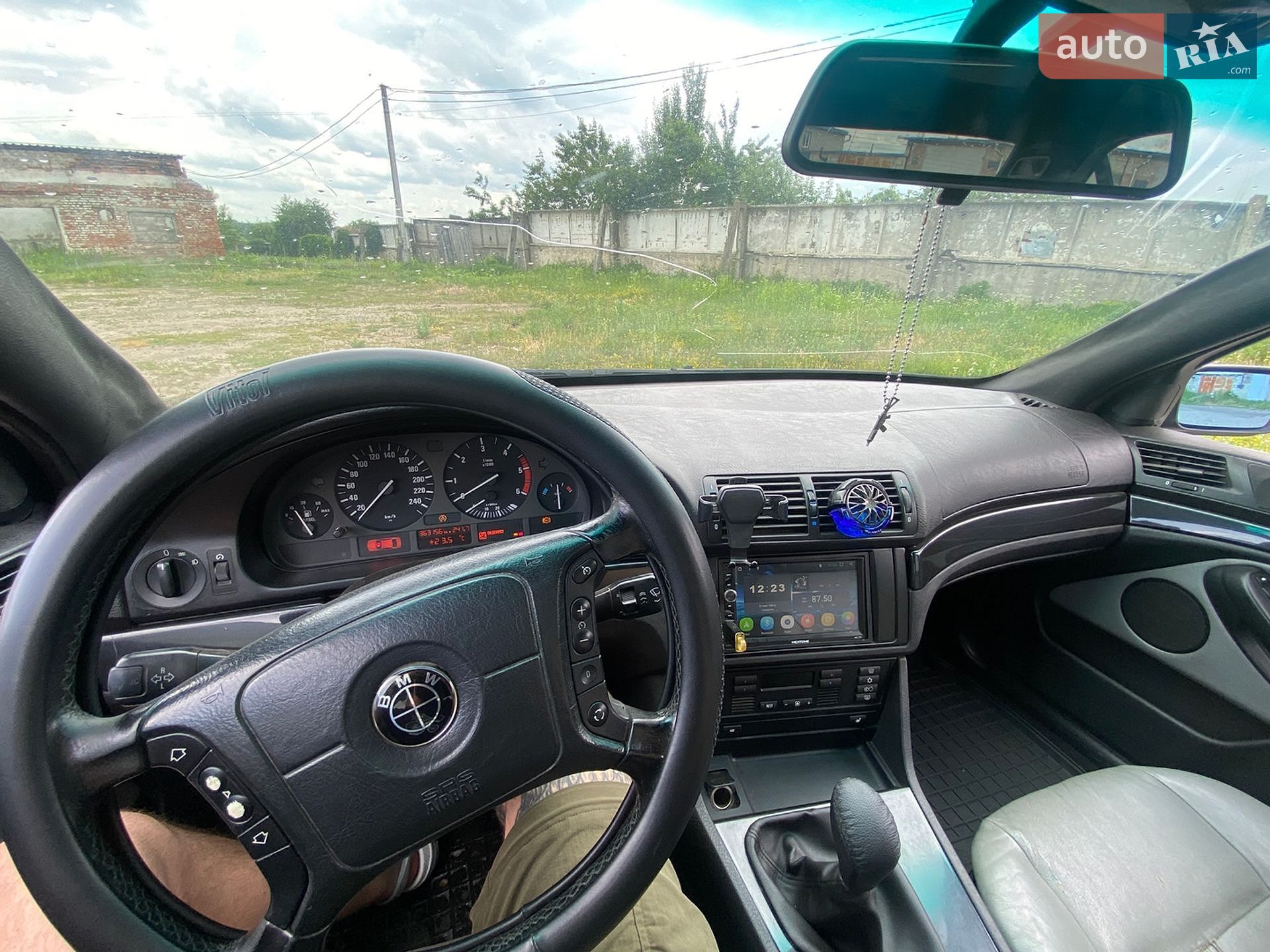 BMW 5 Series 1999 VIN WBADF81070BT13710 фото оголошення 2 з 6
