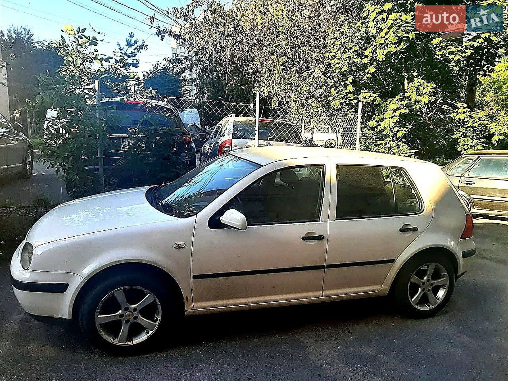 Volkswagen Golf 2001 VIN WVWZZZ1JZ2W461447 фото оголошення 2 з 5