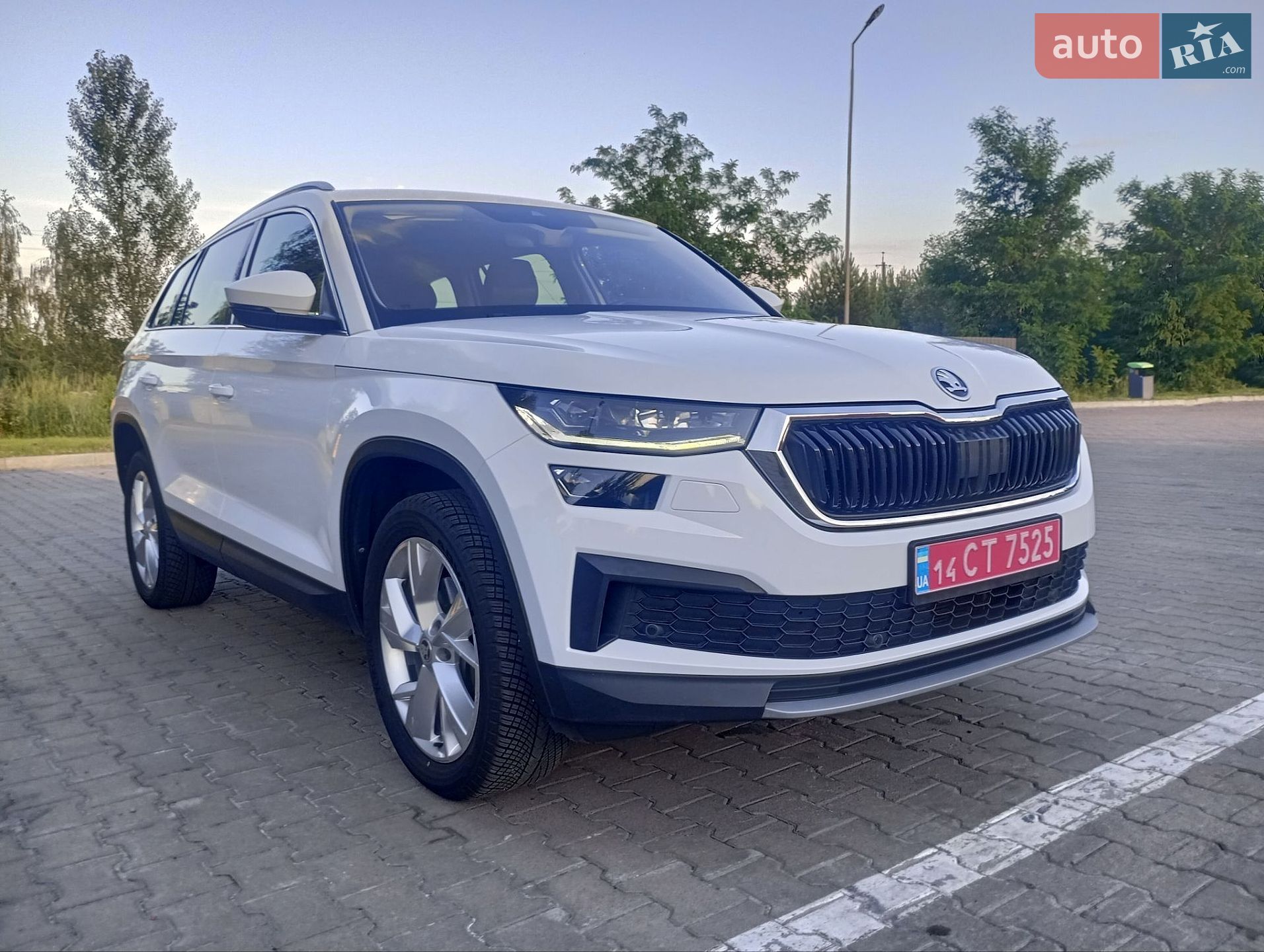 Skoda Kodiaq 2022 VIN TMBJJ7NS8N8506382 фото оголошення 4 з 25
