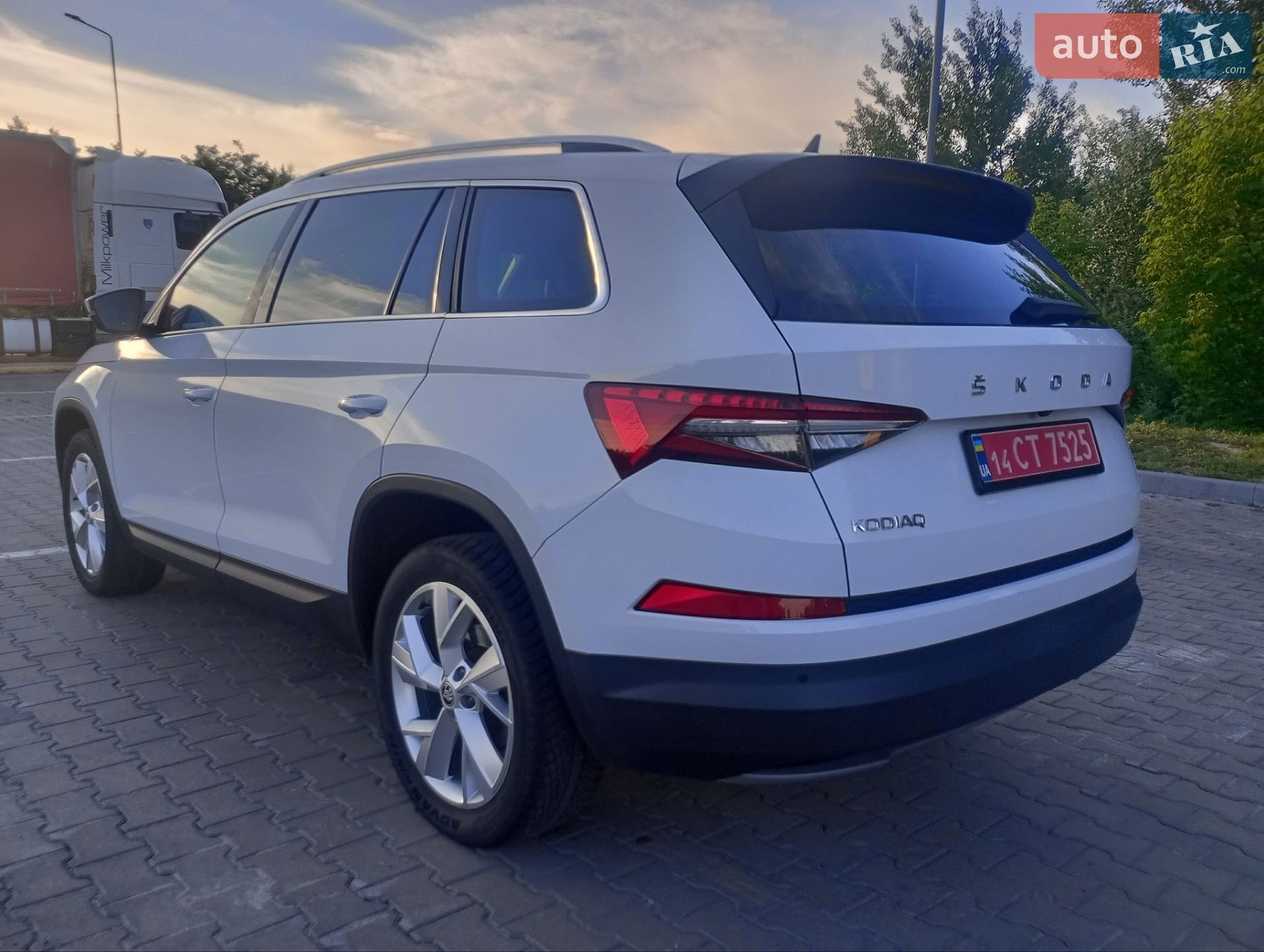 Skoda Kodiaq 2022 VIN TMBJJ7NS8N8506382 фото оголошення 8 з 25