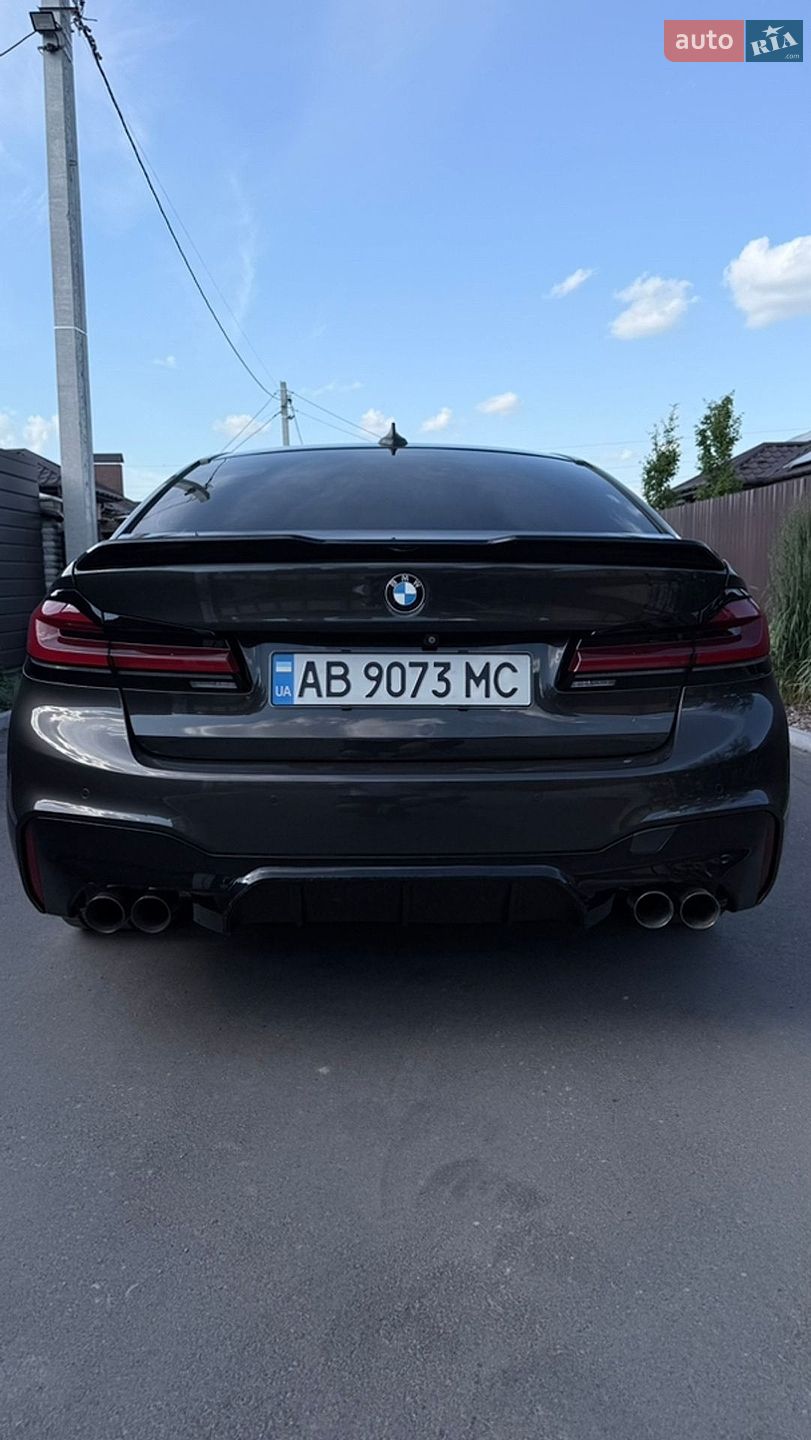BMW 5 Series 2018 VIN WBAJE5C55KWW06675 фото оголошення 6 з 38