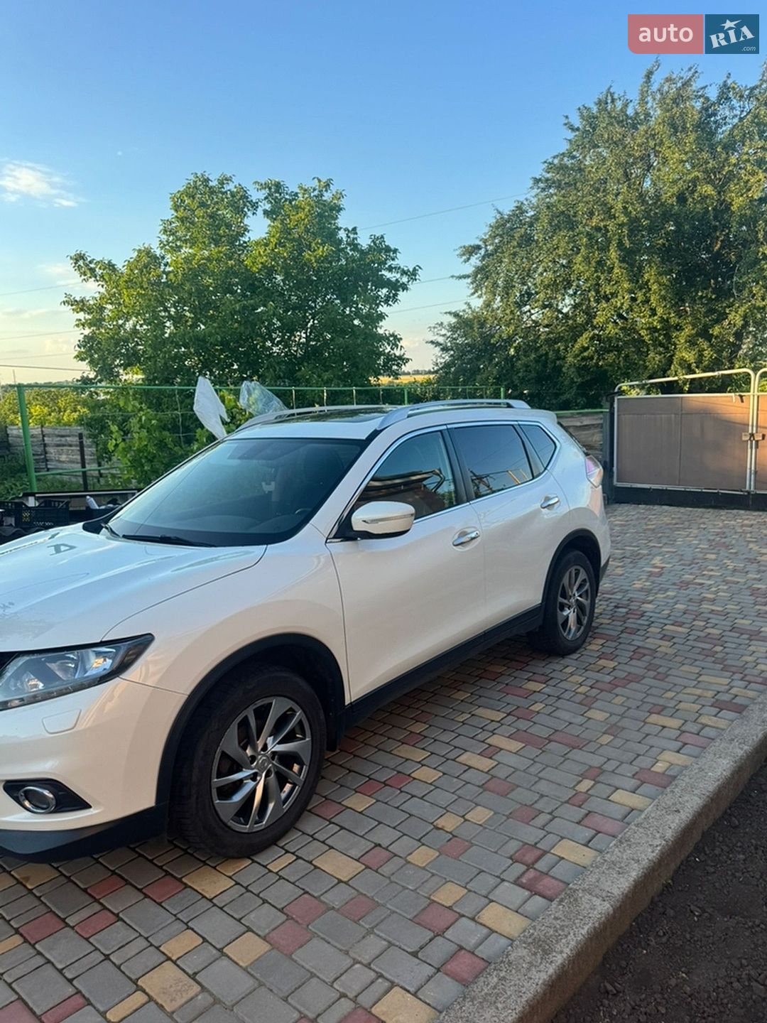 Nissan X-Trail 2016 VIN JN1TCAT32U0032205 фото оголошення 4 з 20