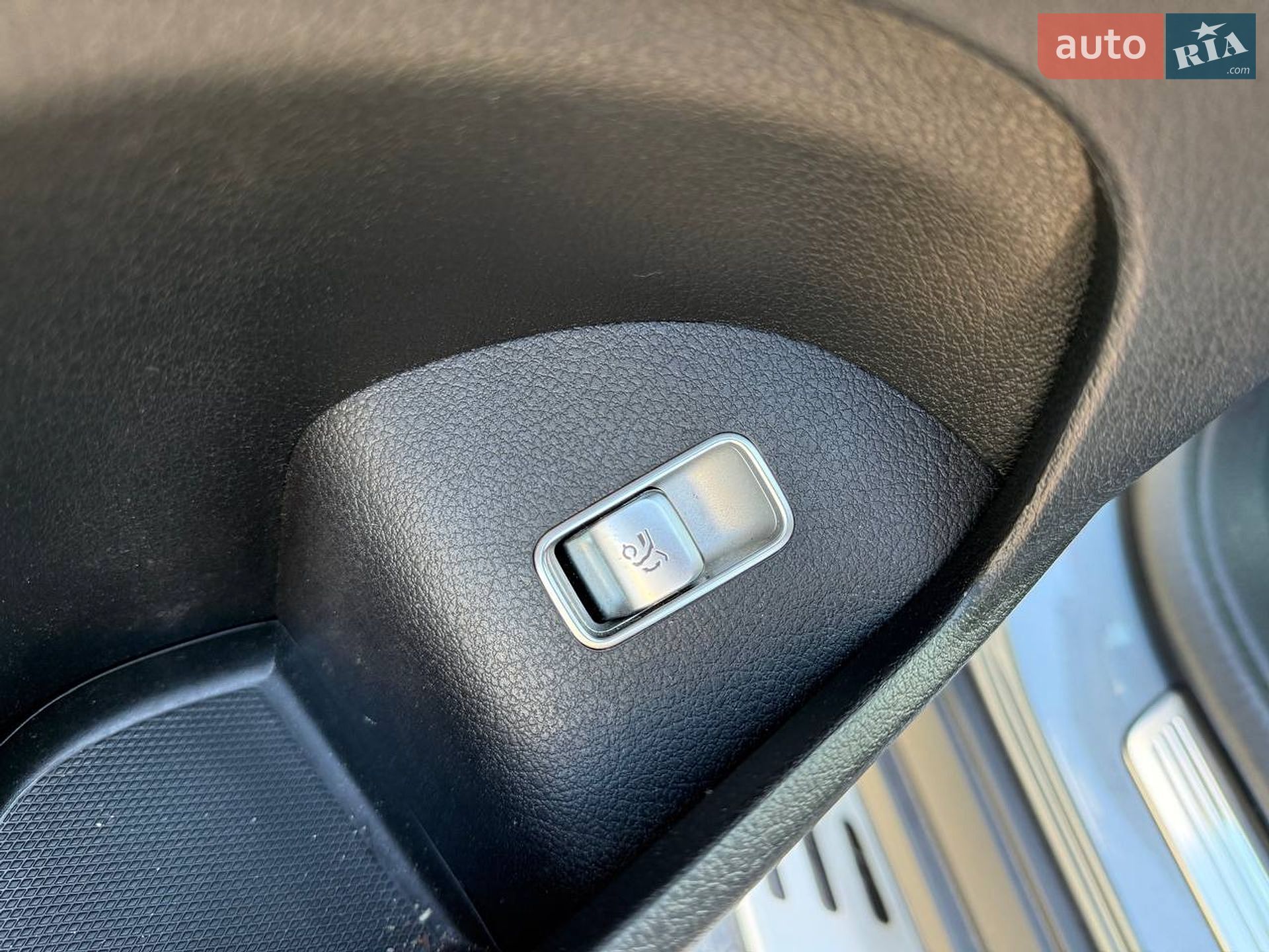 Mercedes-Benz GLS-Class 2019 VIN 4JGFF5KE5LA054645 фото оголошення 22 з 56