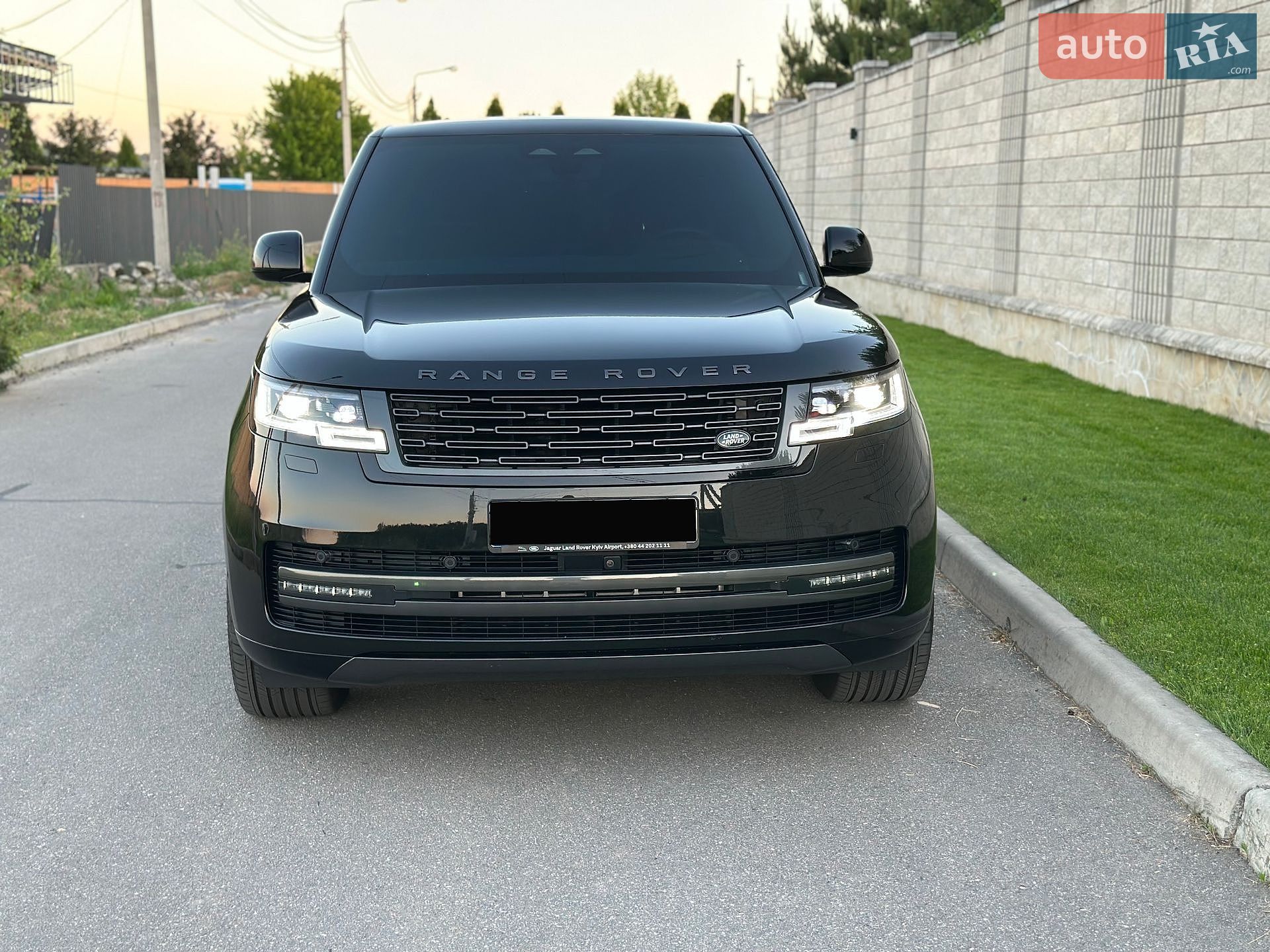 Land Rover Range Rover 2024 VIN SALKA9BW9SA280373 фото оголошення 2 з 35