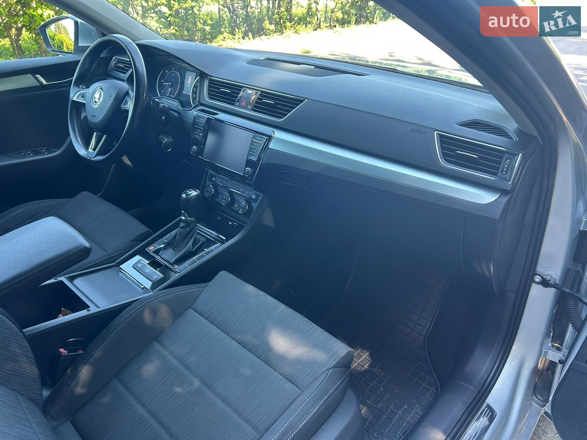 Skoda Superb 2017 VIN TMBJH7NP9H7551106 фото оголошення 11 з 25