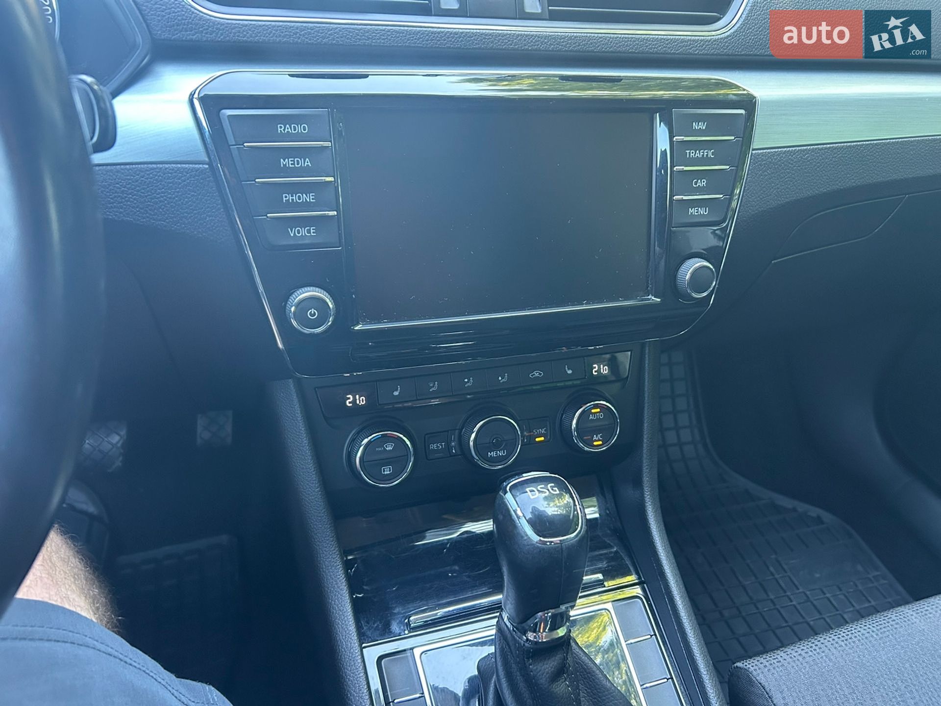 Skoda Superb 2017 VIN TMBJH7NP9H7551106 фото оголошення 14 з 25