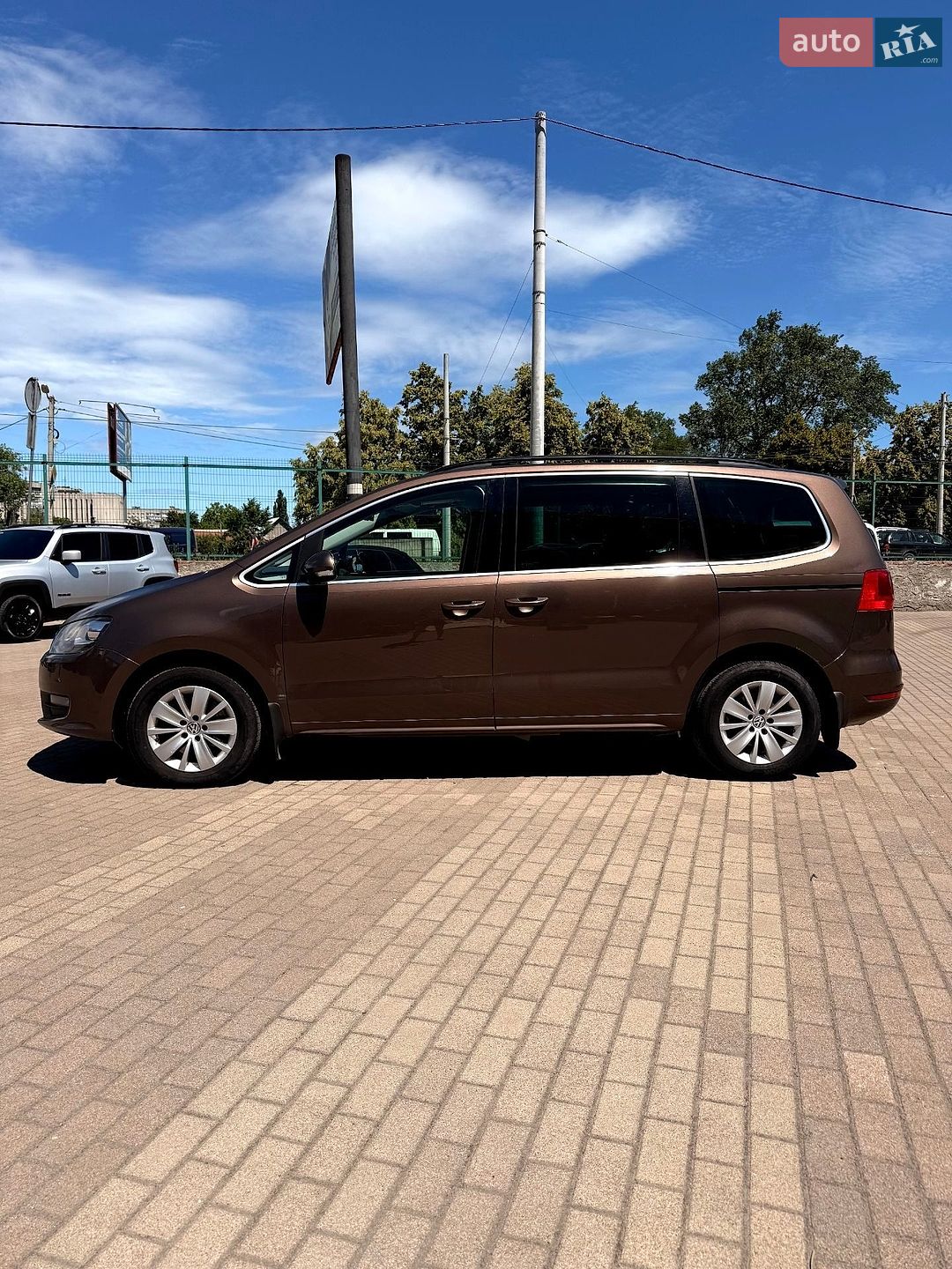 Volkswagen Sharan 2011 VIN WVWZZZ7NZCV021188 фото оголошення 2 з 22