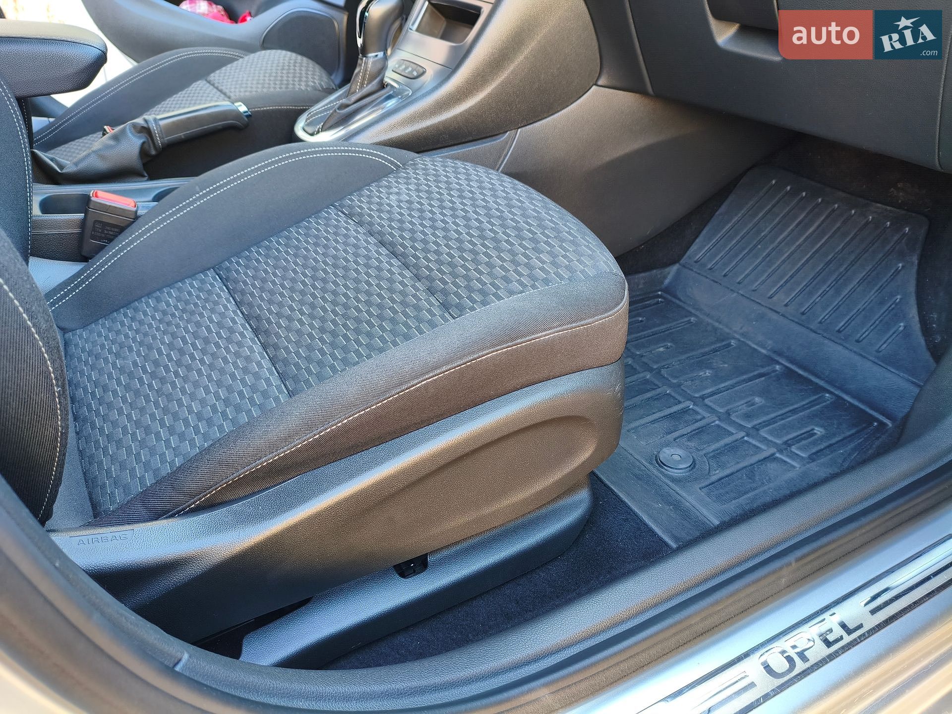 Opel Astra 2019 VIN W0VBD8EG6K8055516 фото оголошення 15 з 60