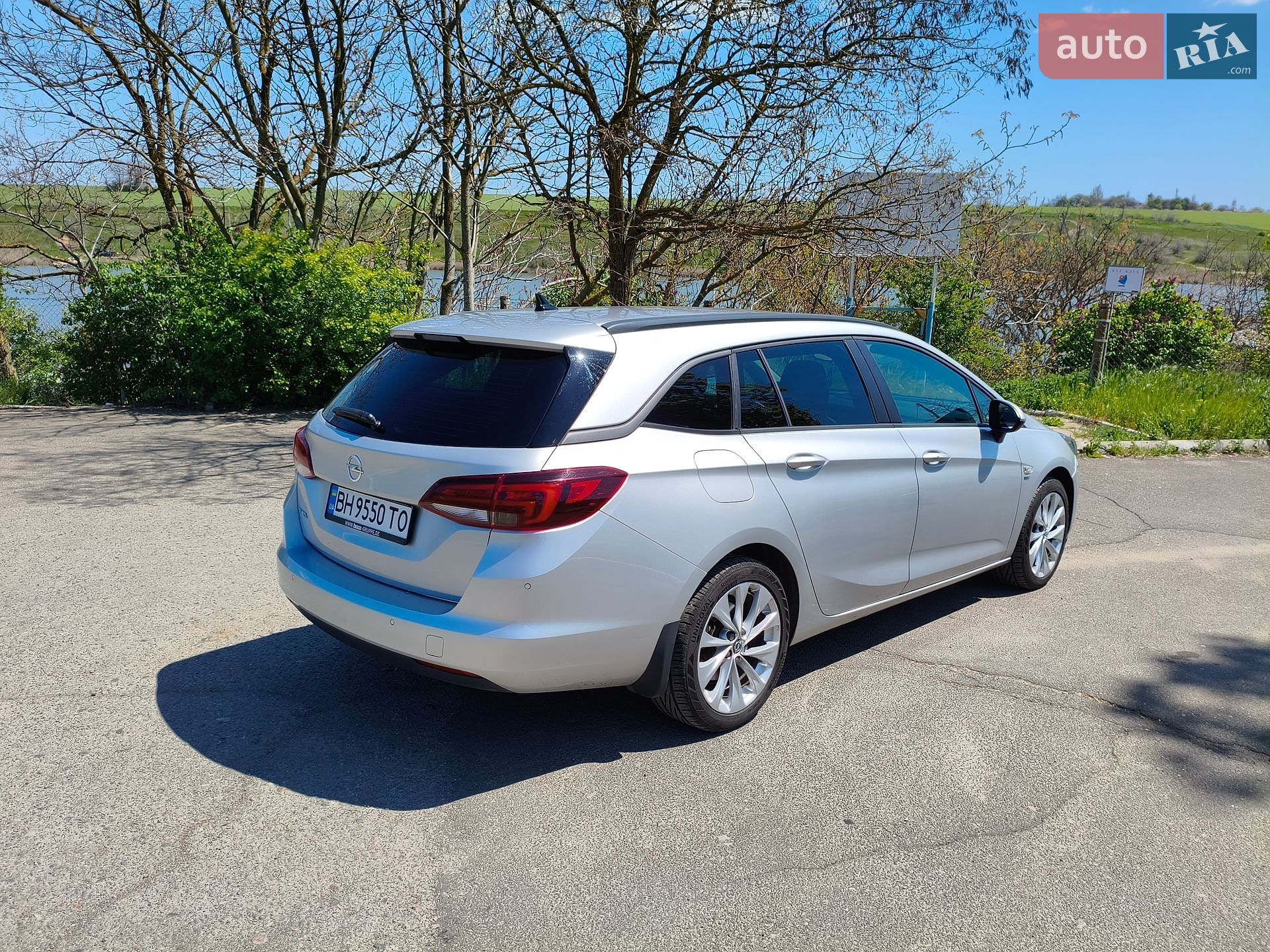 Opel Astra 2019 VIN W0VBD8EG6K8055516 фото оголошення 9 з 60