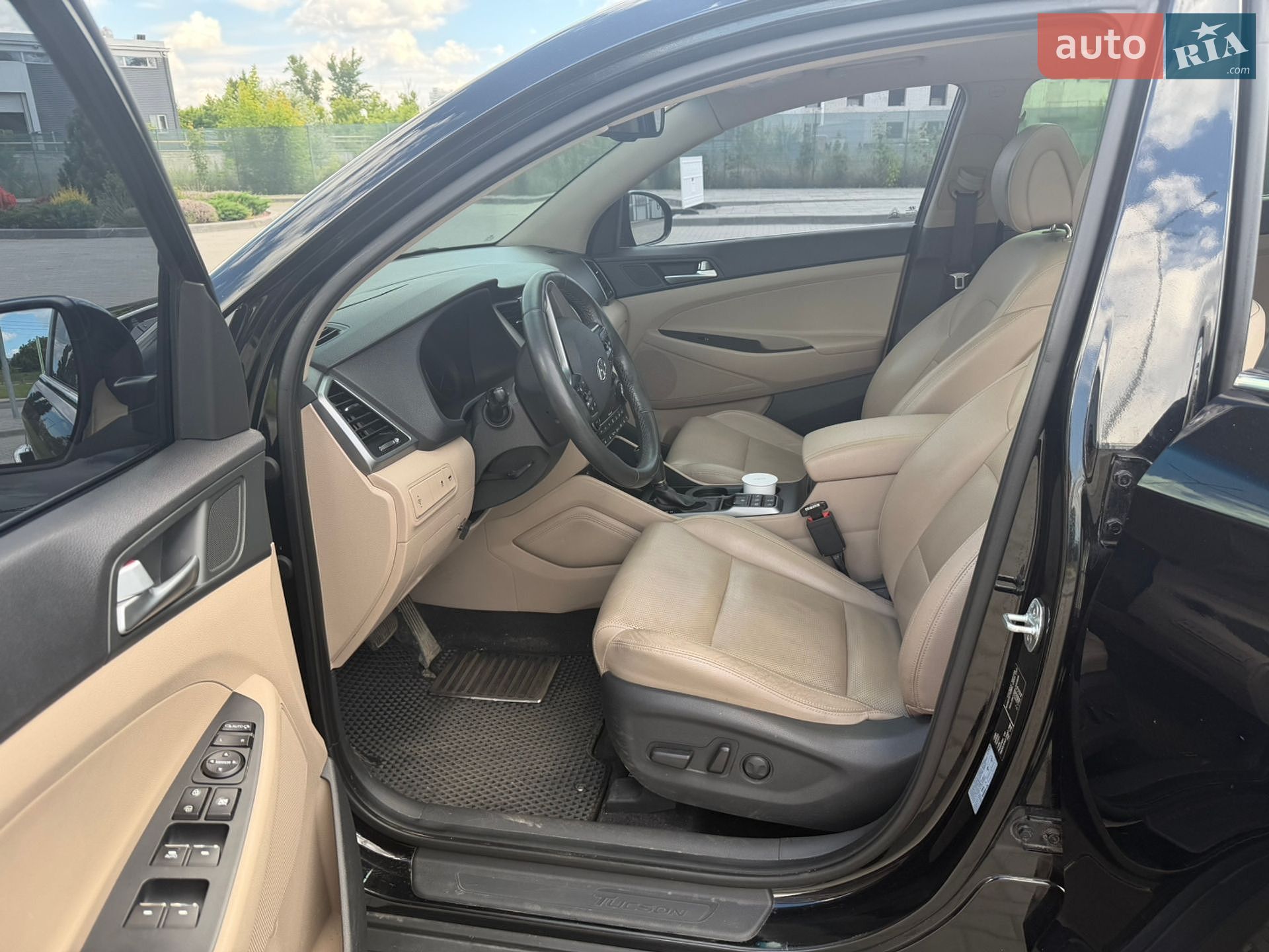 Hyundai Tucson 2016 VIN TMAJ3813DHJ340625 фото оголошення 5 з 22