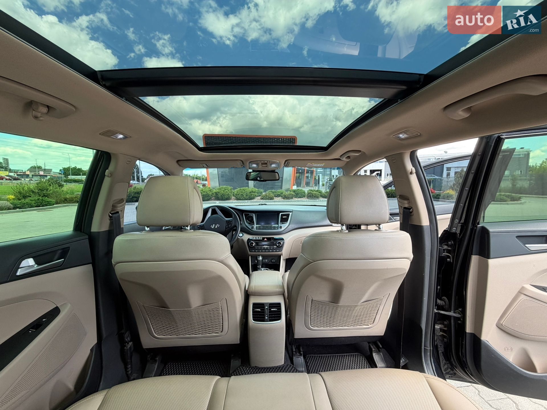 Hyundai Tucson 2016 VIN TMAJ3813DHJ340625 фото оголошення 8 з 22